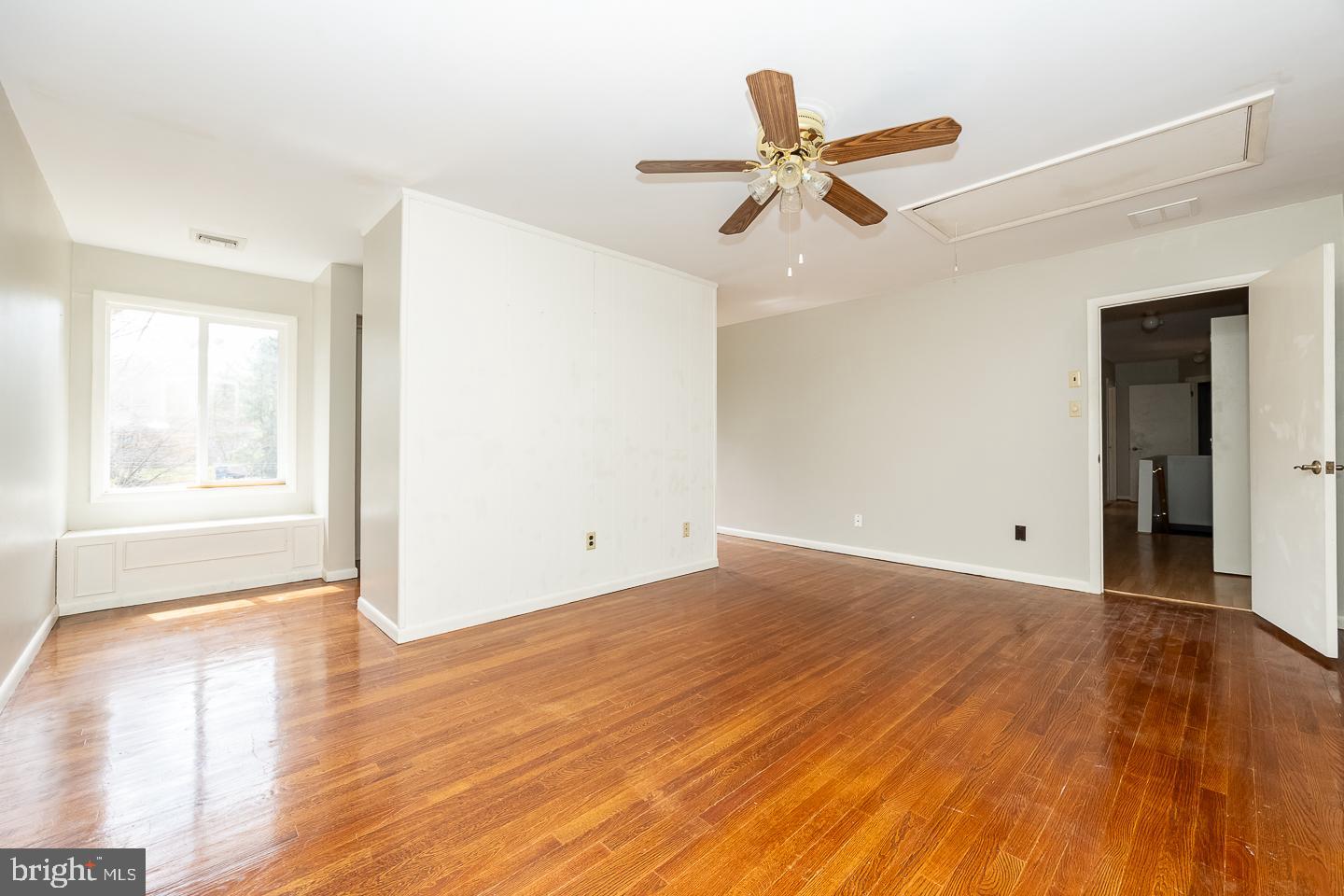 OAKBOURNE PARK - Residential