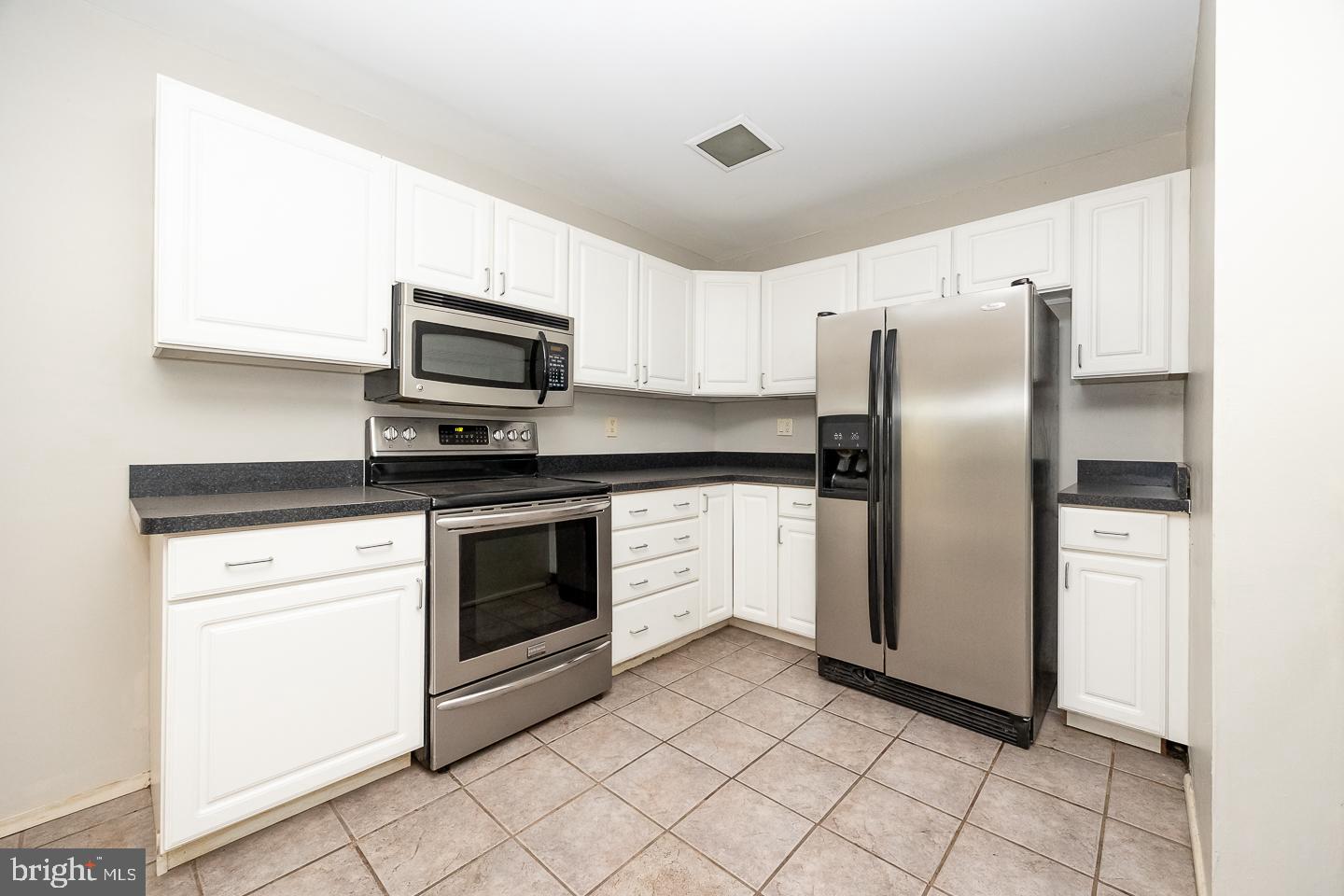 OAKBOURNE PARK - Residential