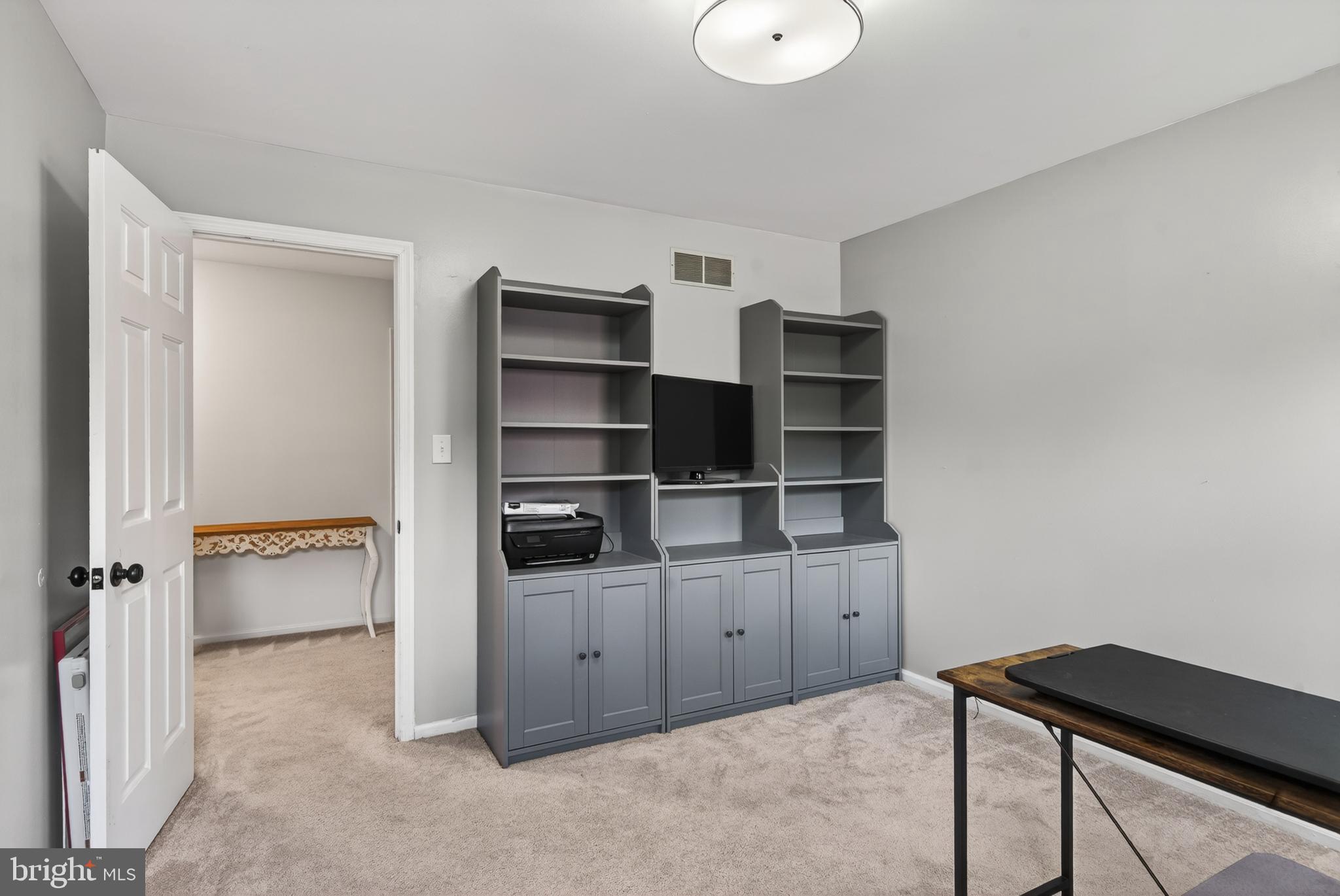 THISTLEBERRY FARMS - Residential