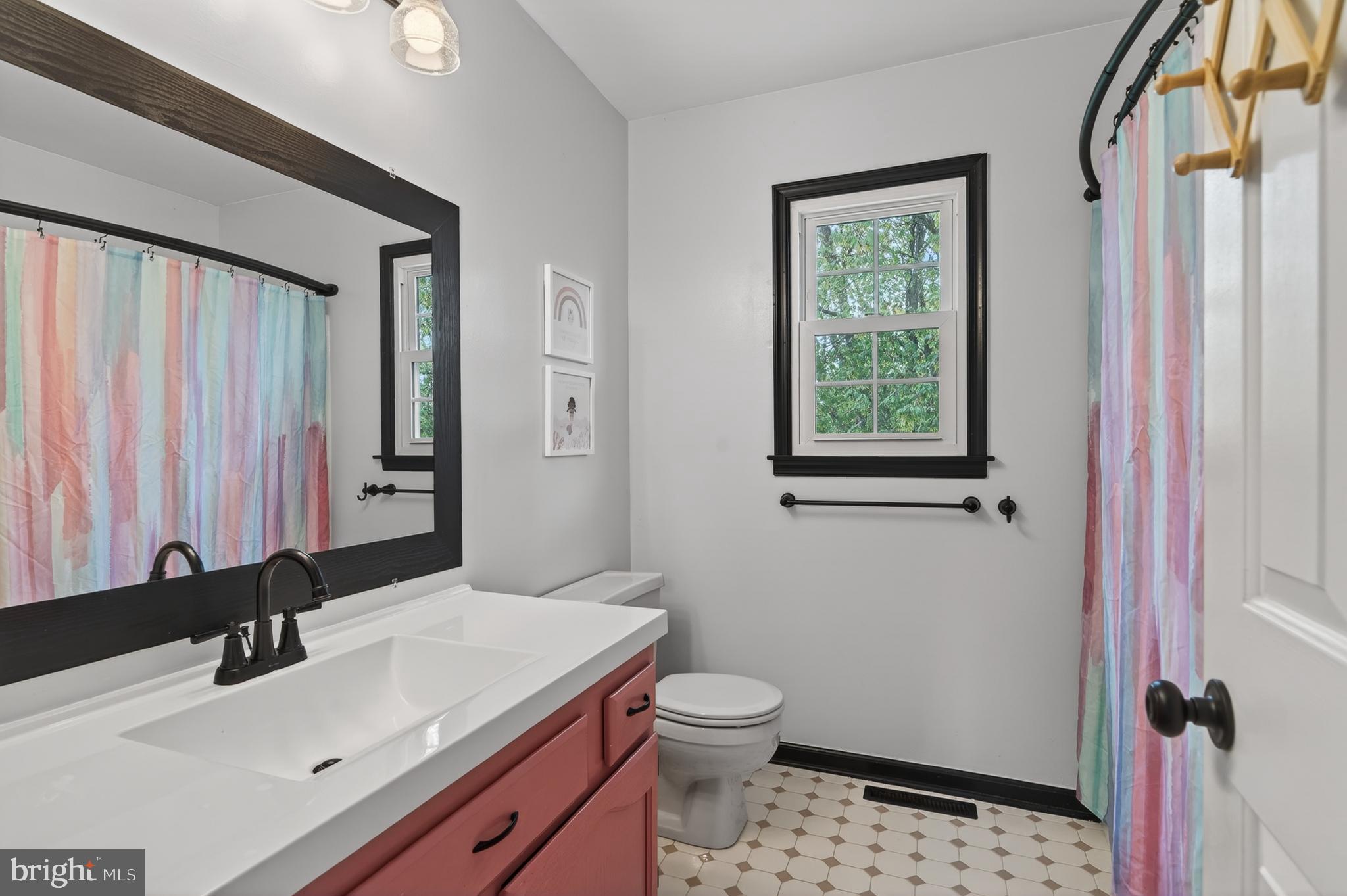 THISTLEBERRY FARMS - Residential