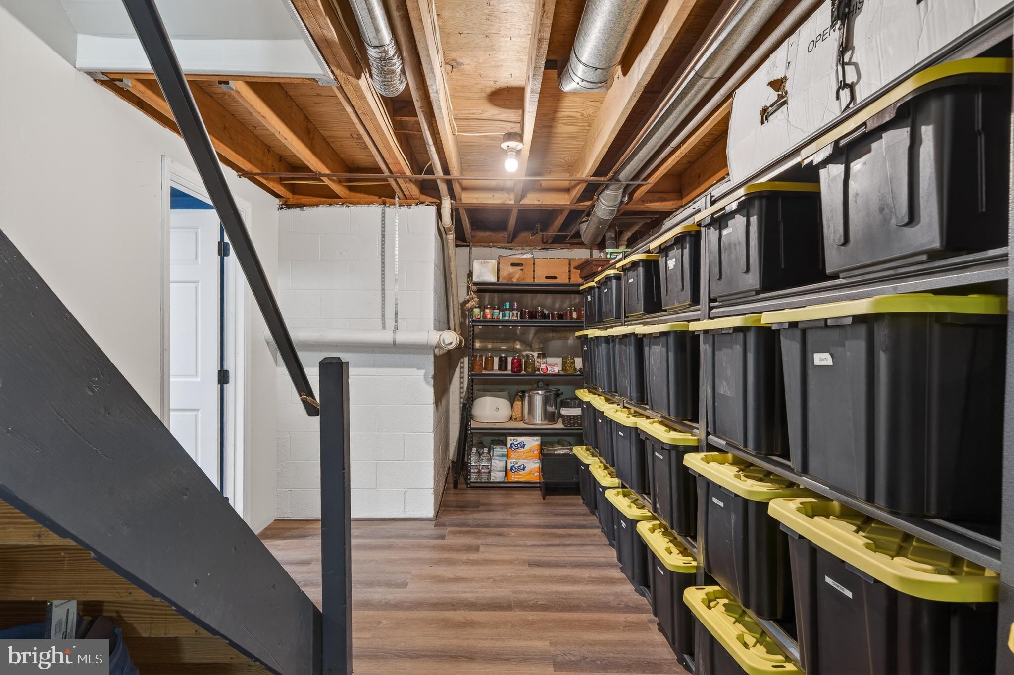 THISTLEBERRY FARMS - Residential