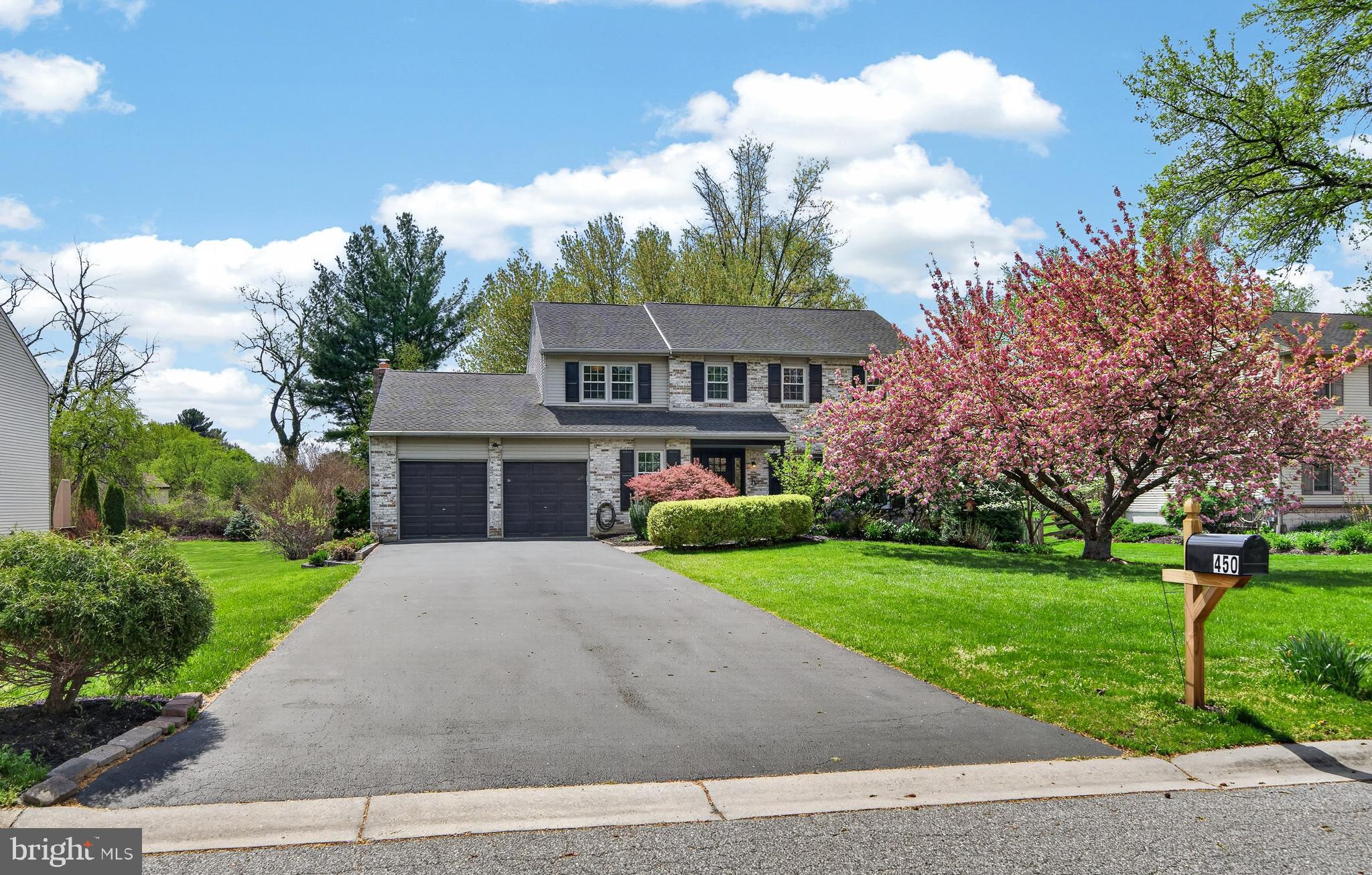 THISTLEBERRY FARMS - Residential