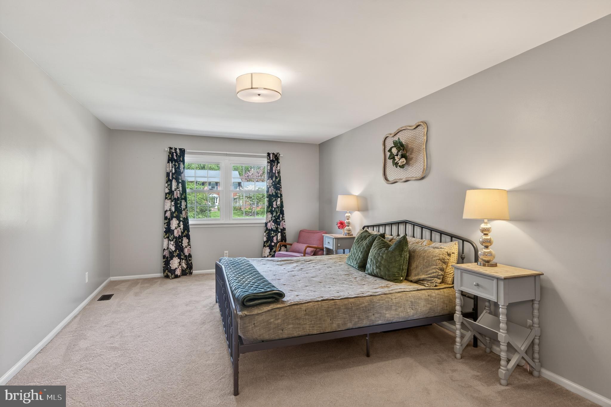 THISTLEBERRY FARMS - Residential