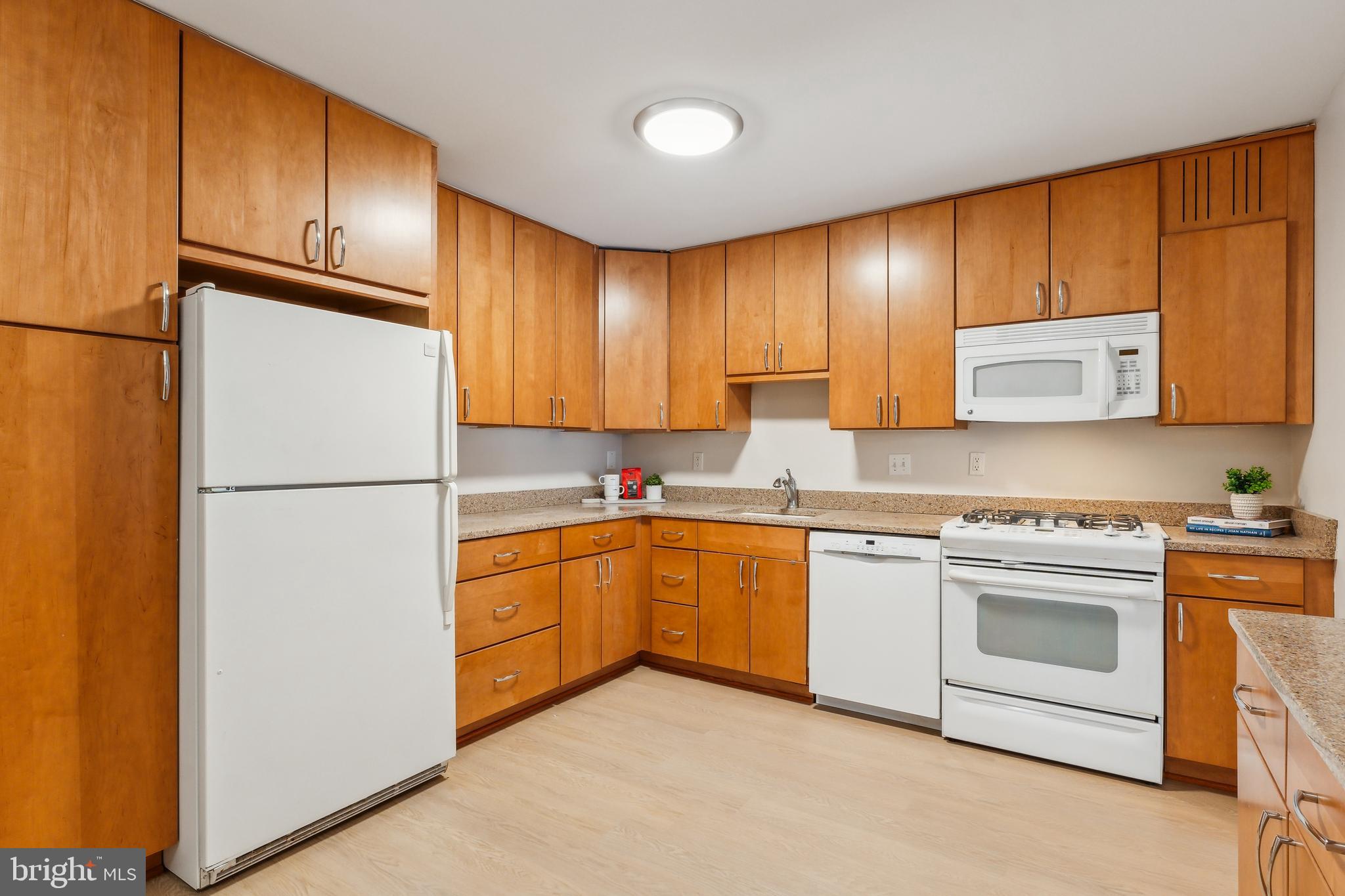 CHEVY CHASE - Residential