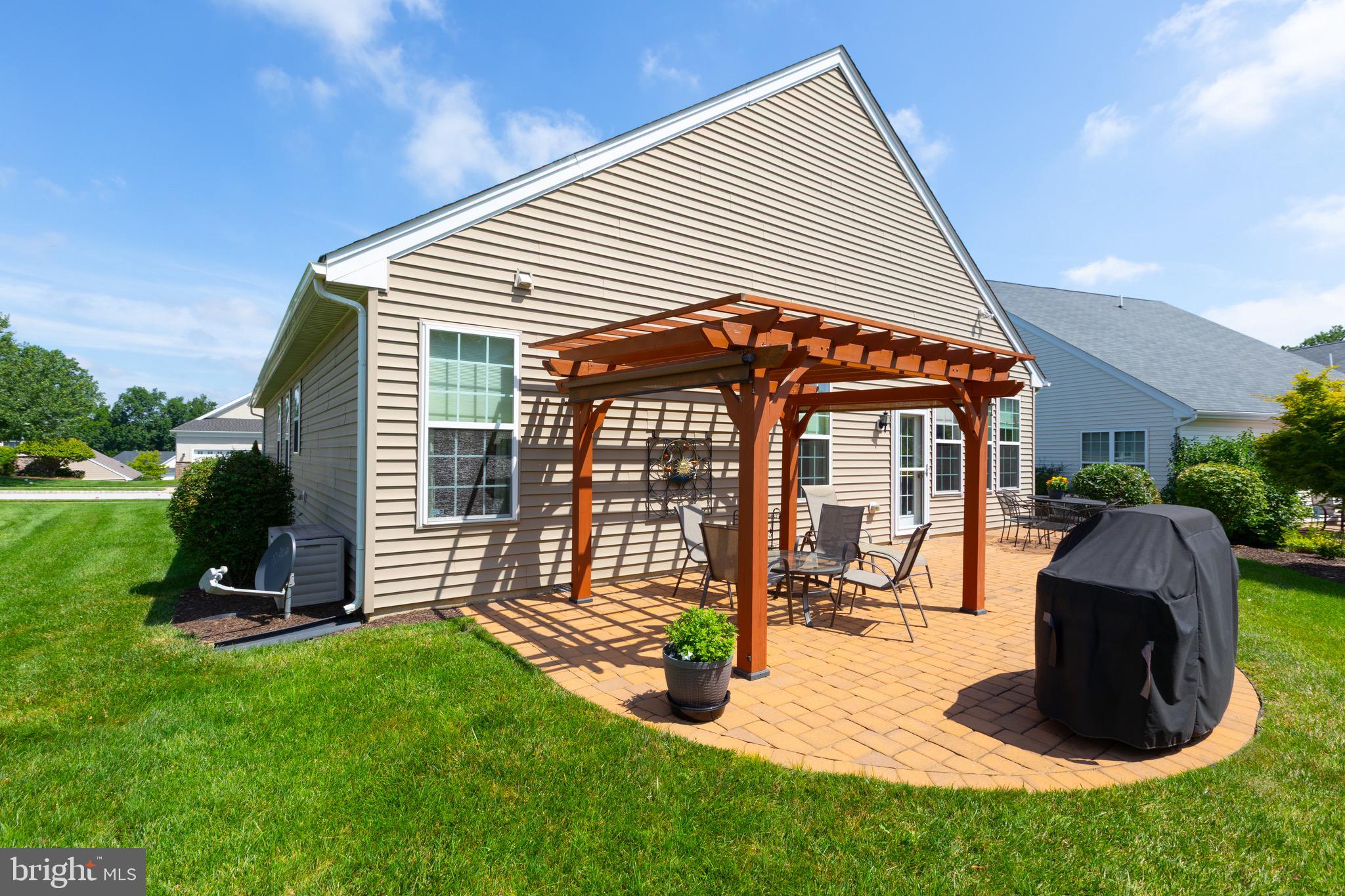 VILLAGES AT HILLVIEW - Residential