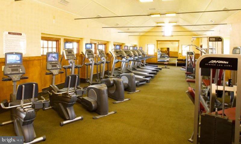 VILLAGES AT HILLVIEW - Residential