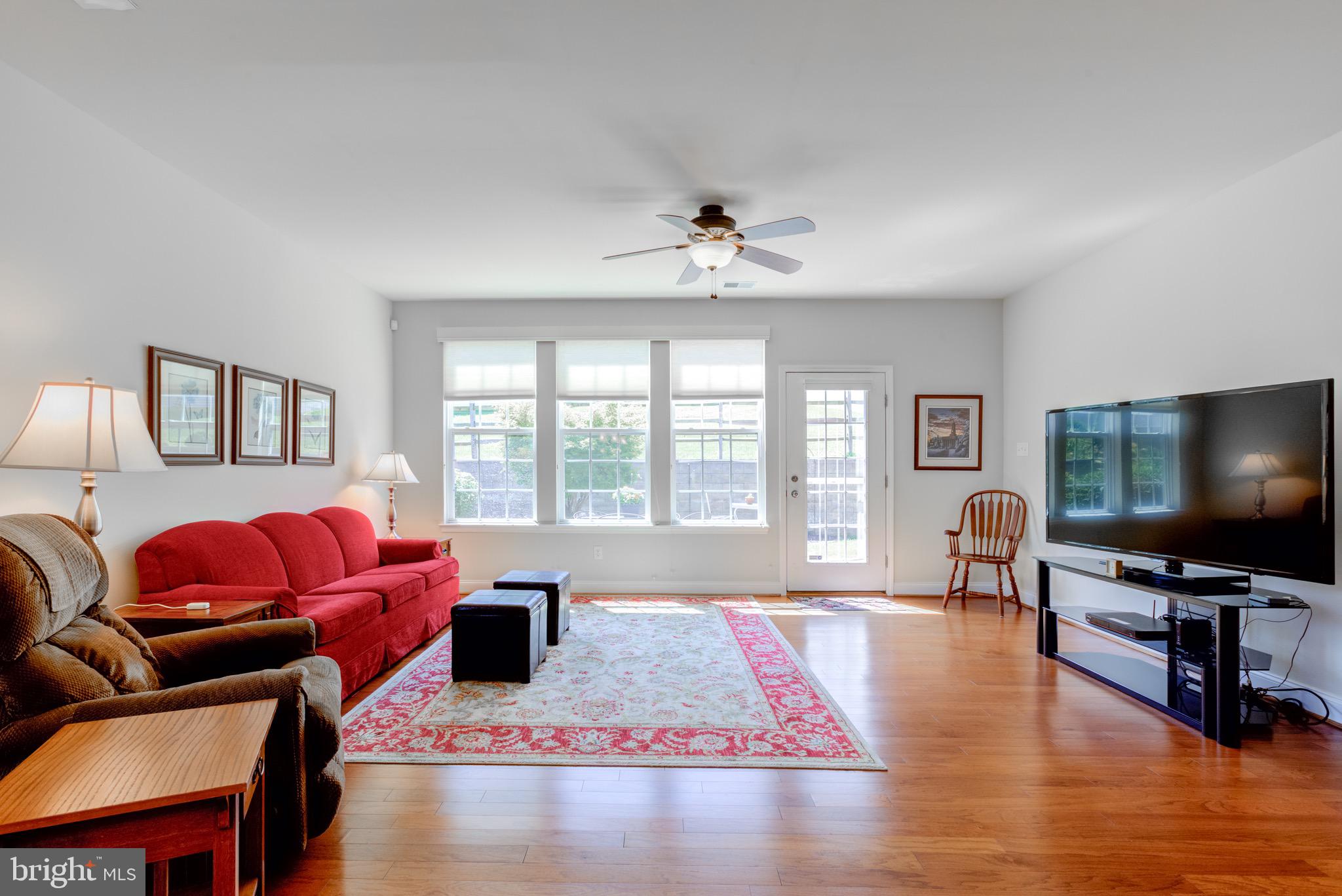 VILLAGES AT HILLVIEW - Residential