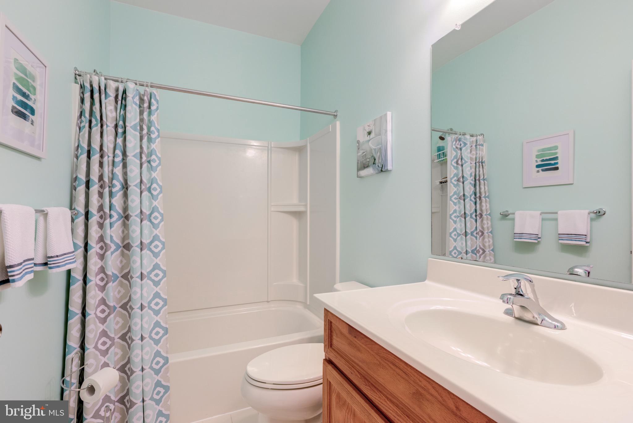 VILLAGES AT HILLVIEW - Residential