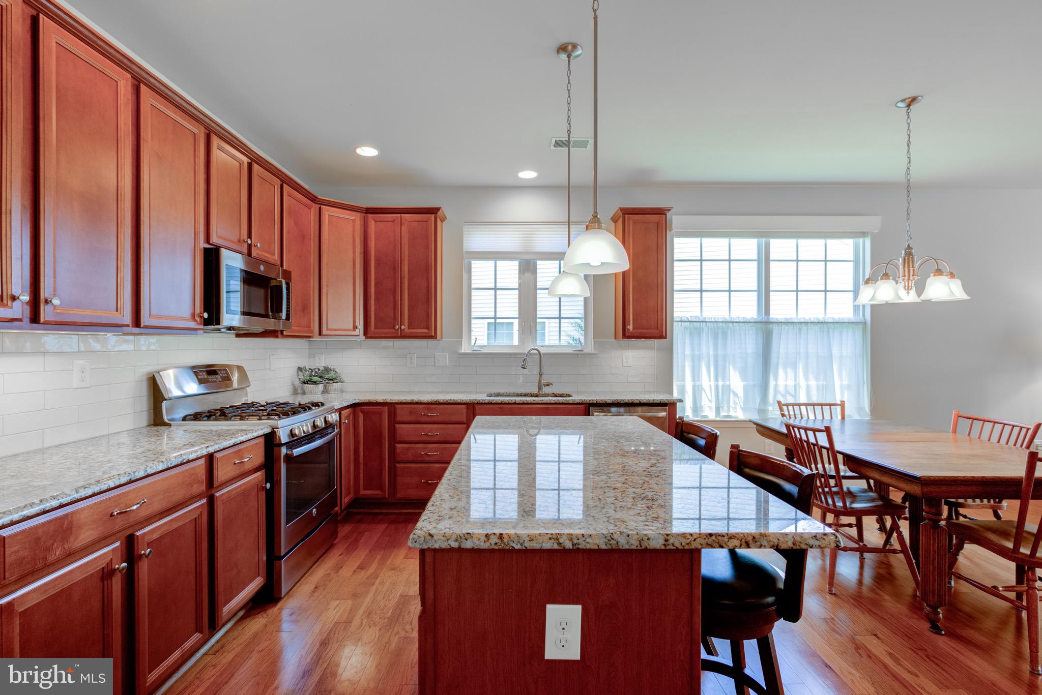 VILLAGES AT HILLVIEW - Residential