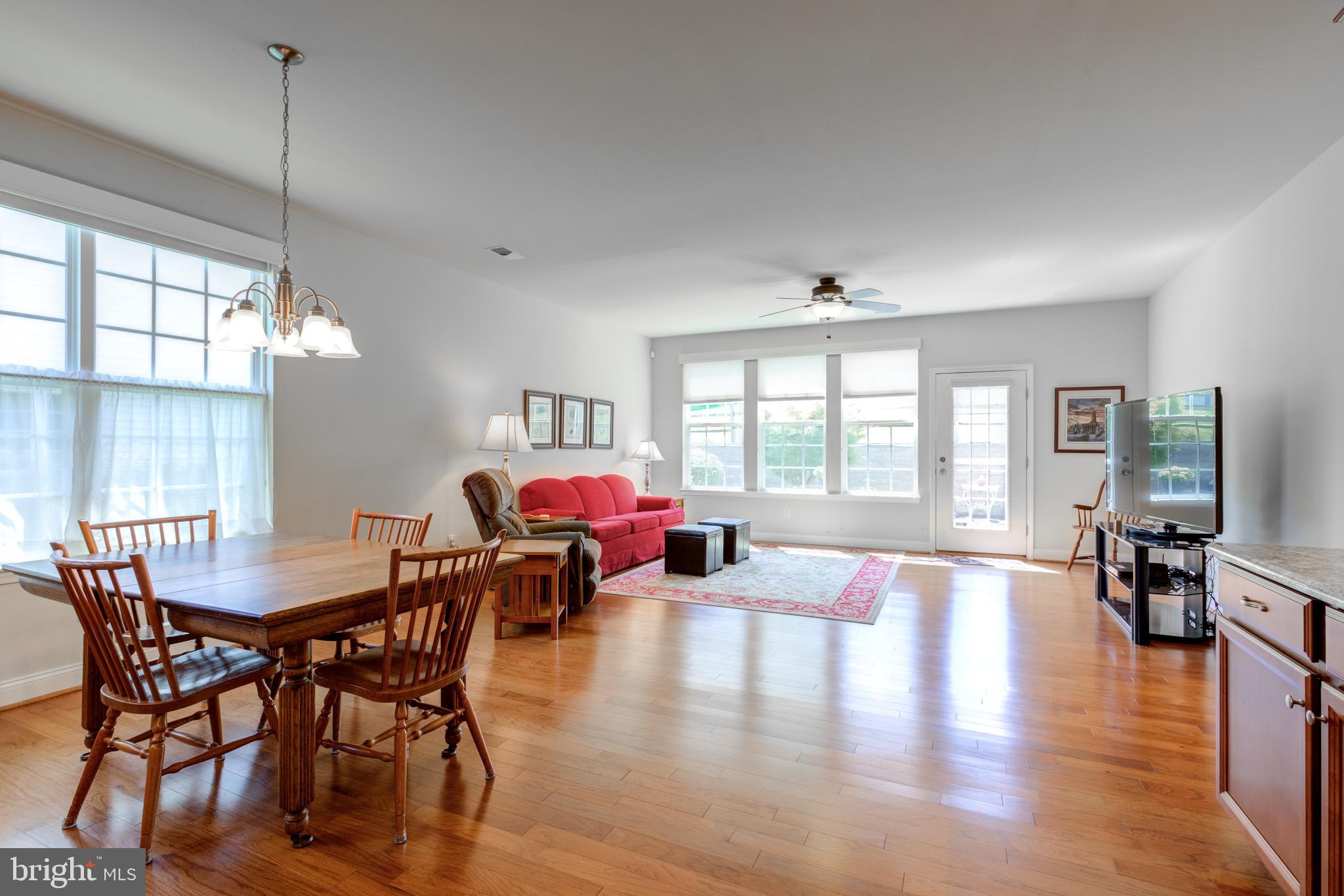 VILLAGES AT HILLVIEW - Residential