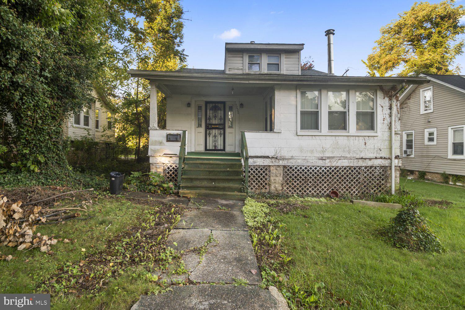 5806 WINNER AVENUE