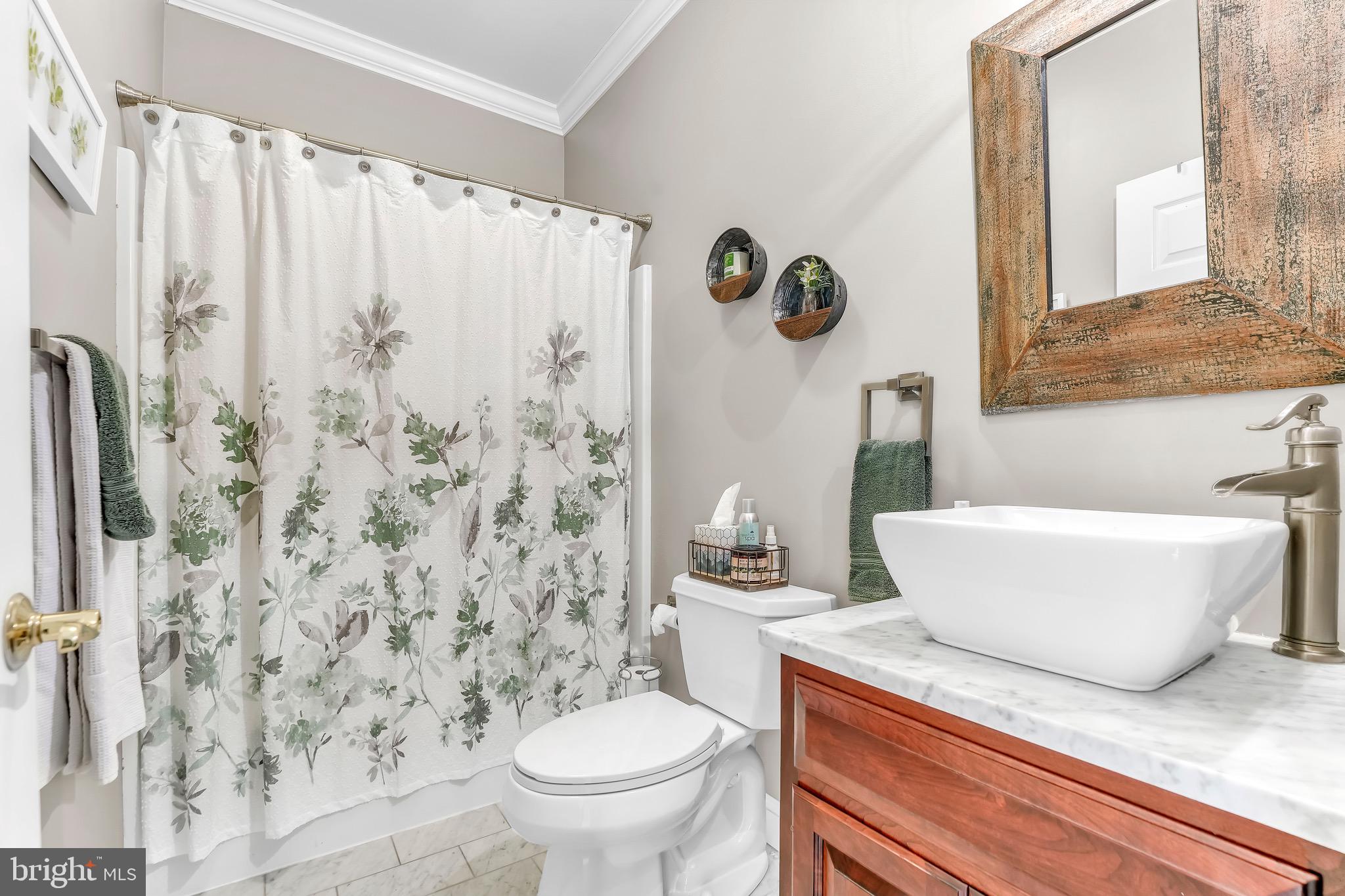 STONEGATE - Residential