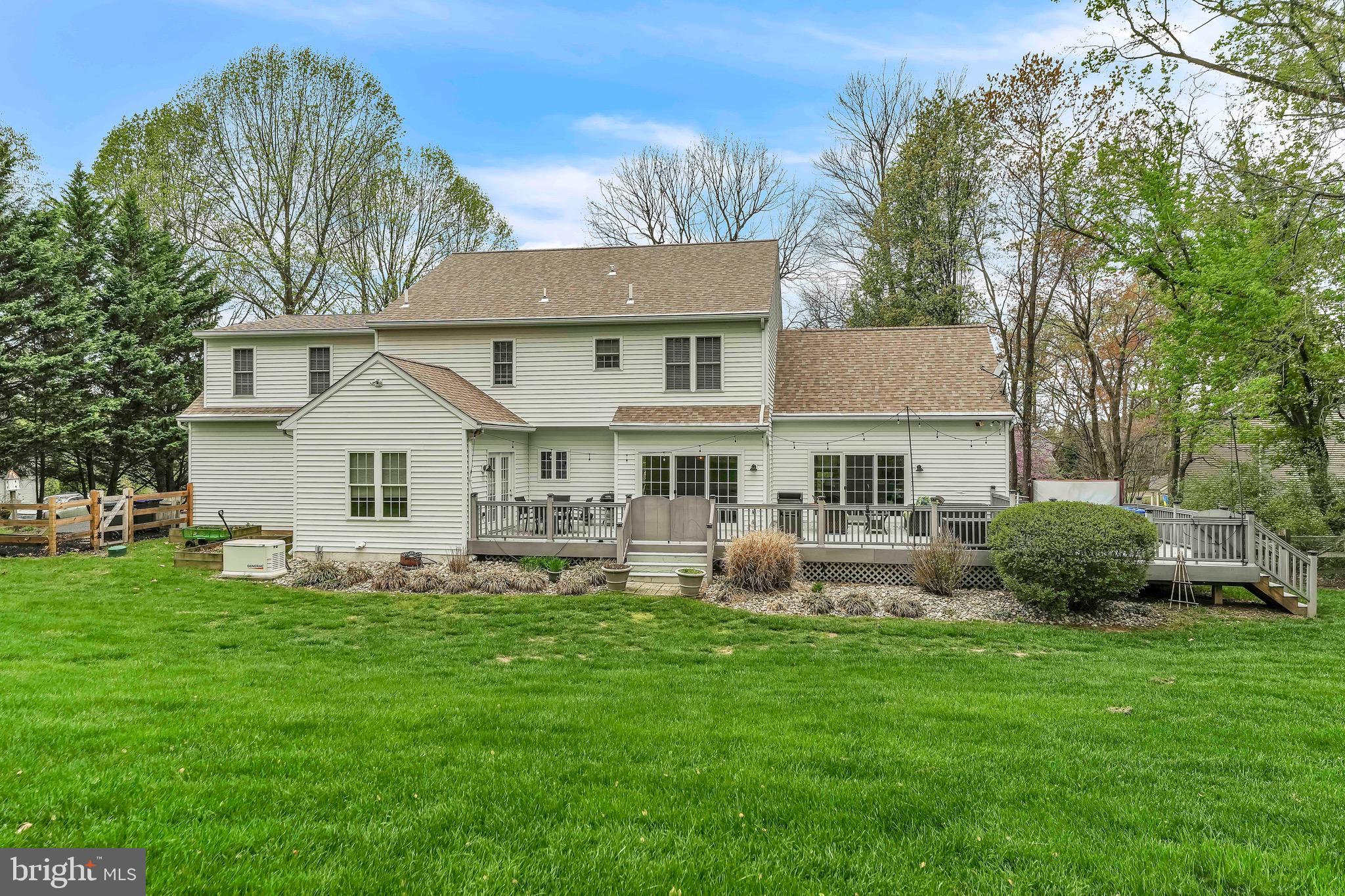 STONEGATE - Residential