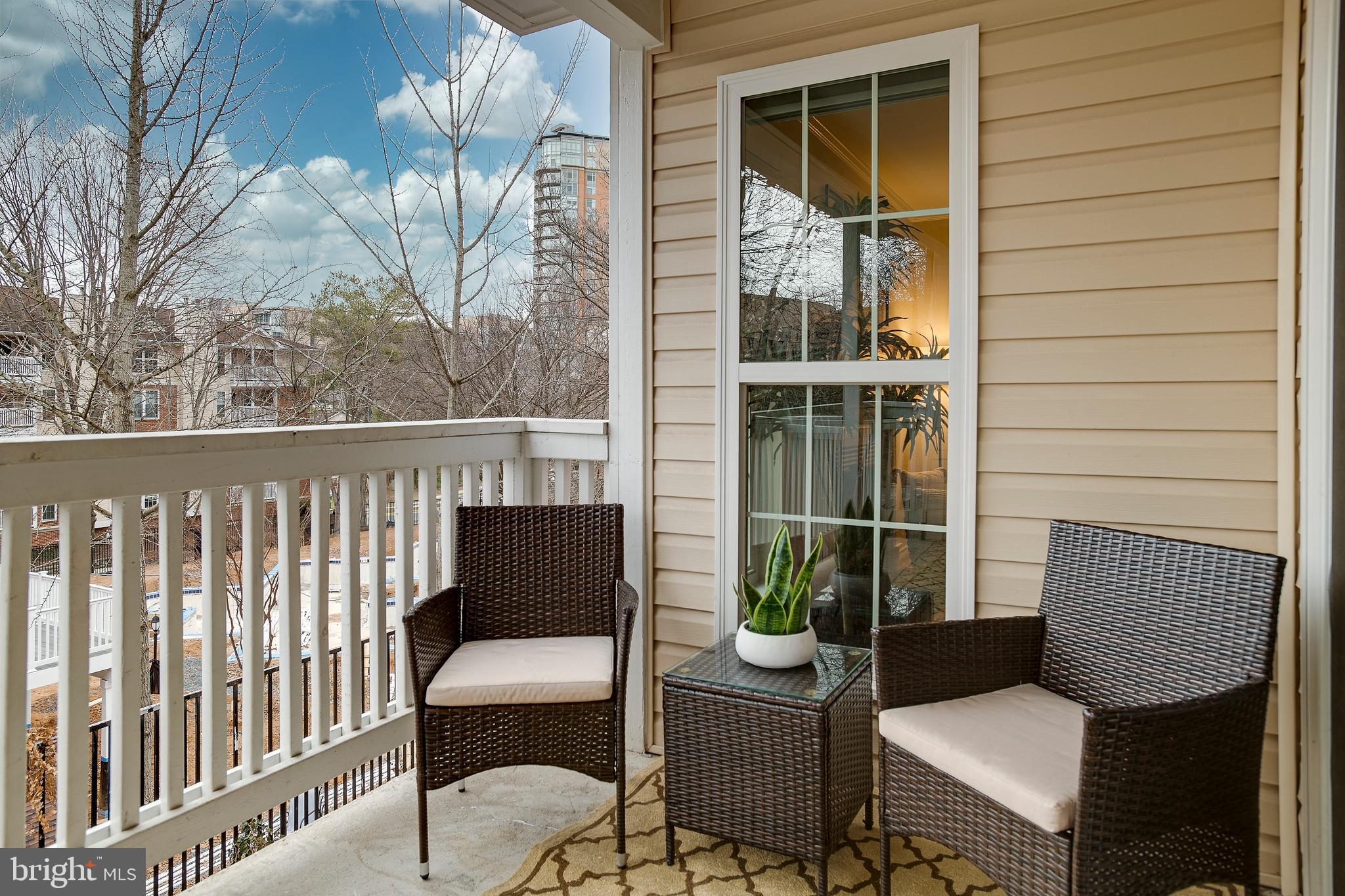 FOUNTAINS AT MCLEAN - Residential