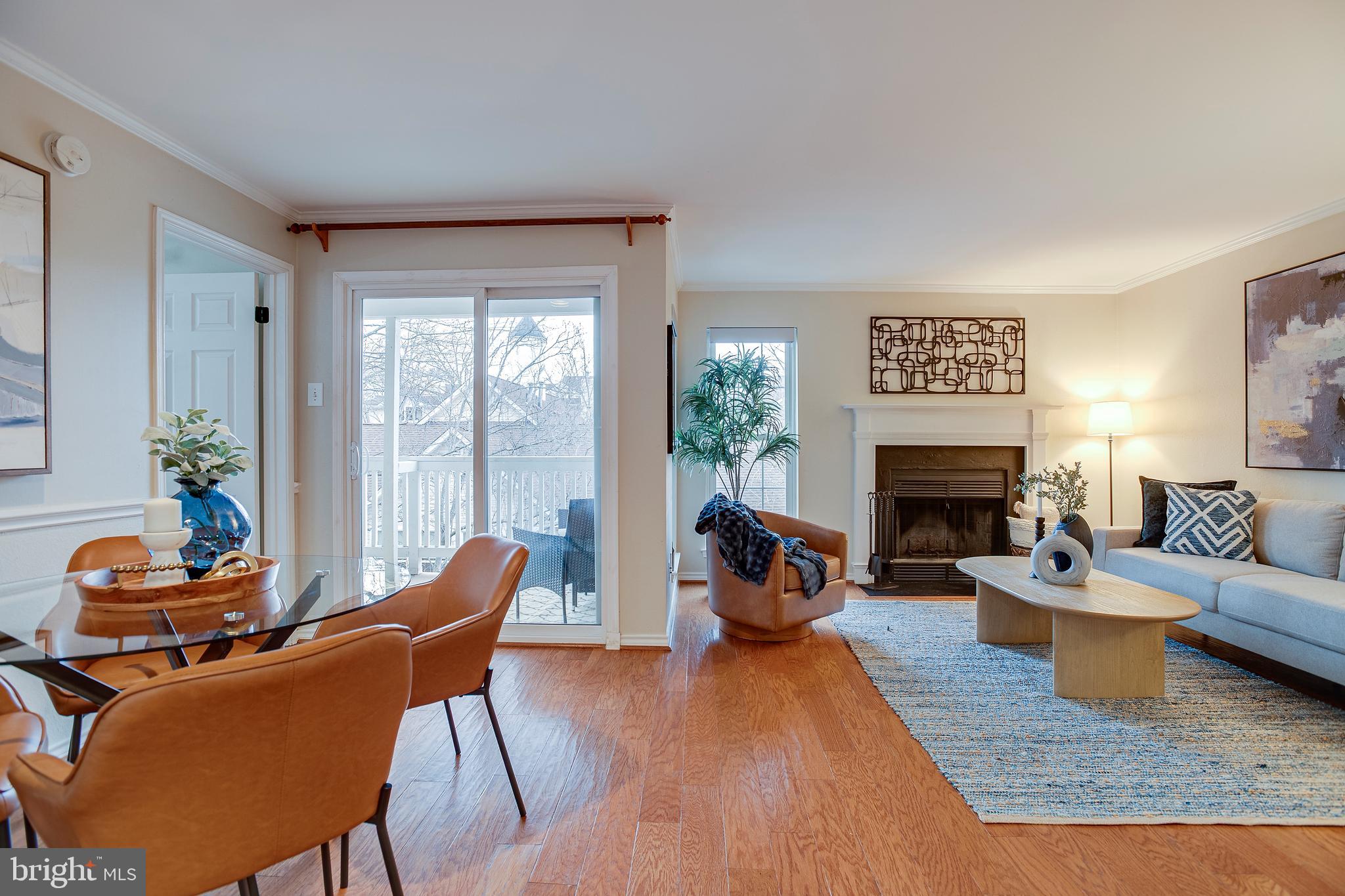 FOUNTAINS AT MCLEAN - Residential