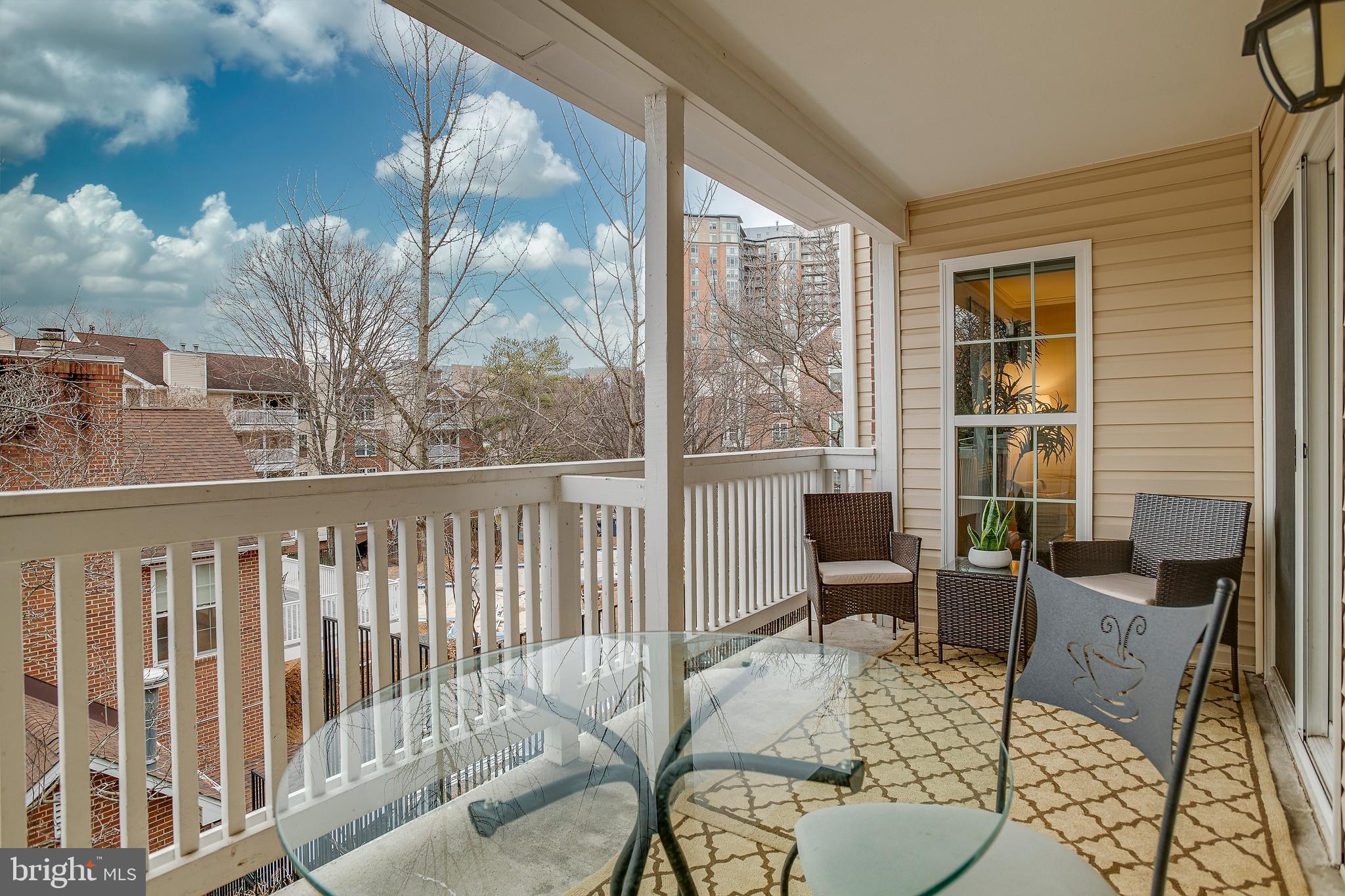 FOUNTAINS AT MCLEAN - Residential