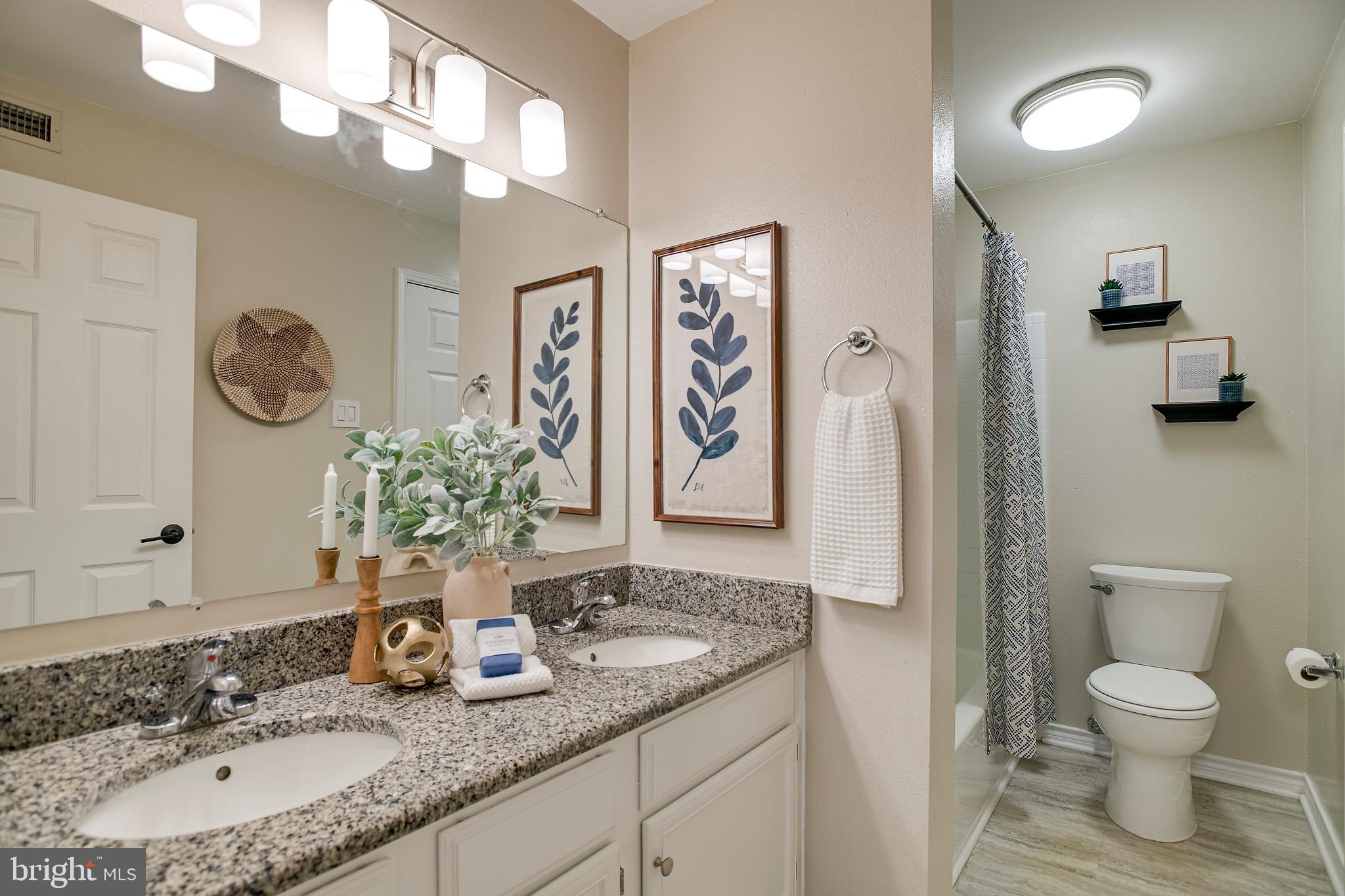 FOUNTAINS AT MCLEAN - Residential