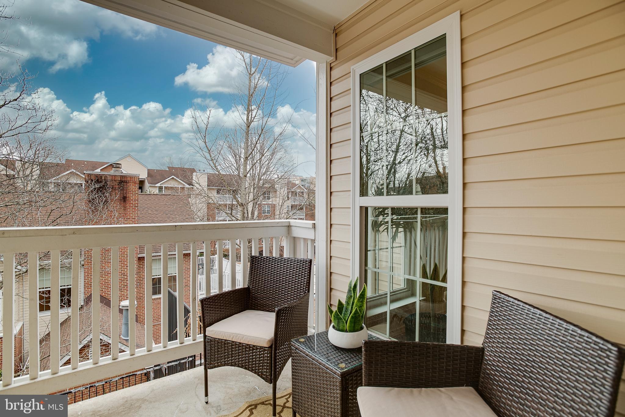 FOUNTAINS AT MCLEAN - Residential