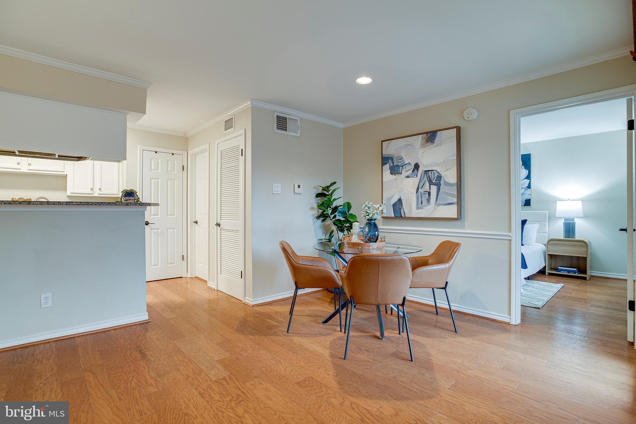 FOUNTAINS AT MCLEAN - Residential