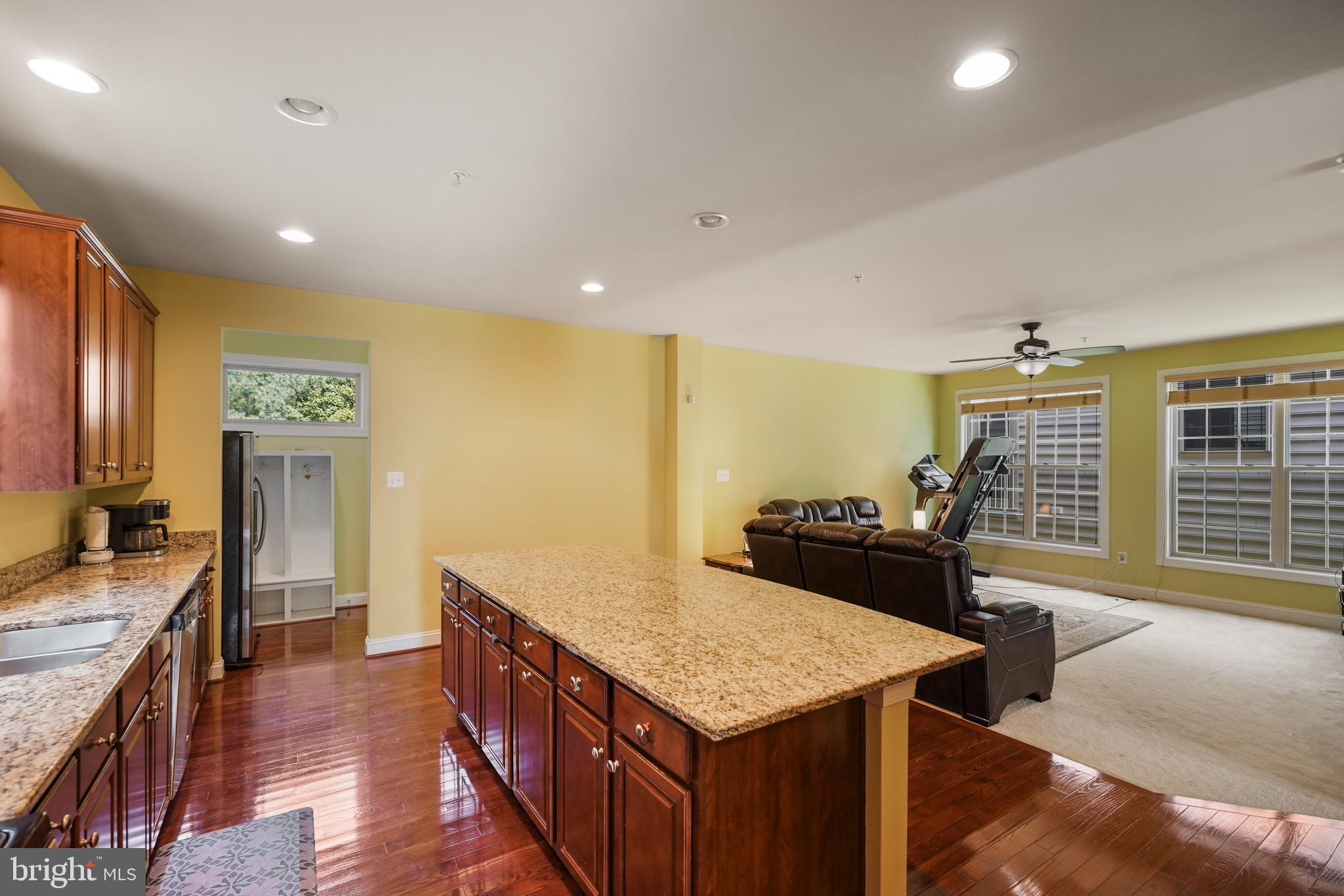 GATEWAY COMMONS - Residential