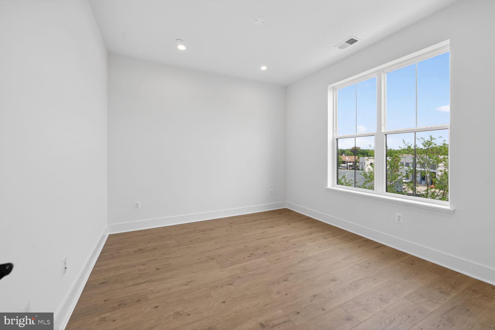 NORTHSIDE - Residential