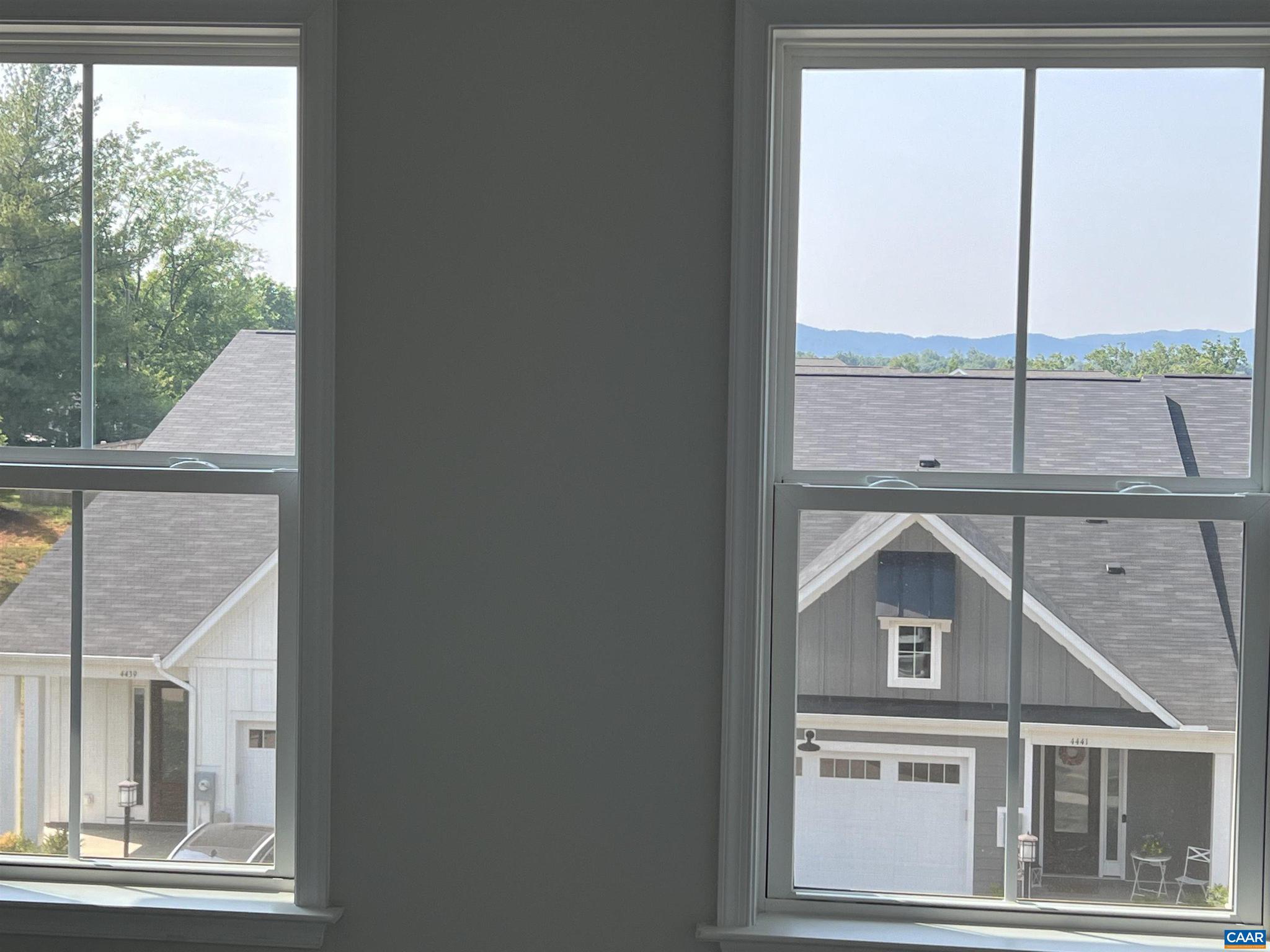 PLEASANT GREEN - Residential