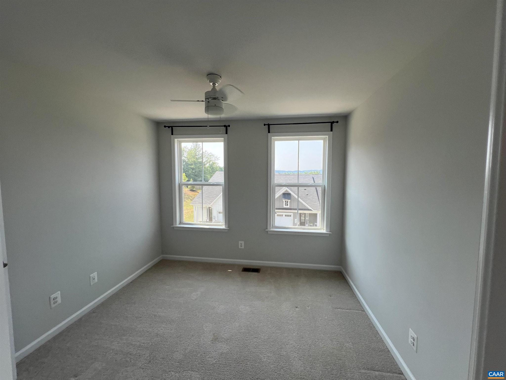 PLEASANT GREEN - Residential