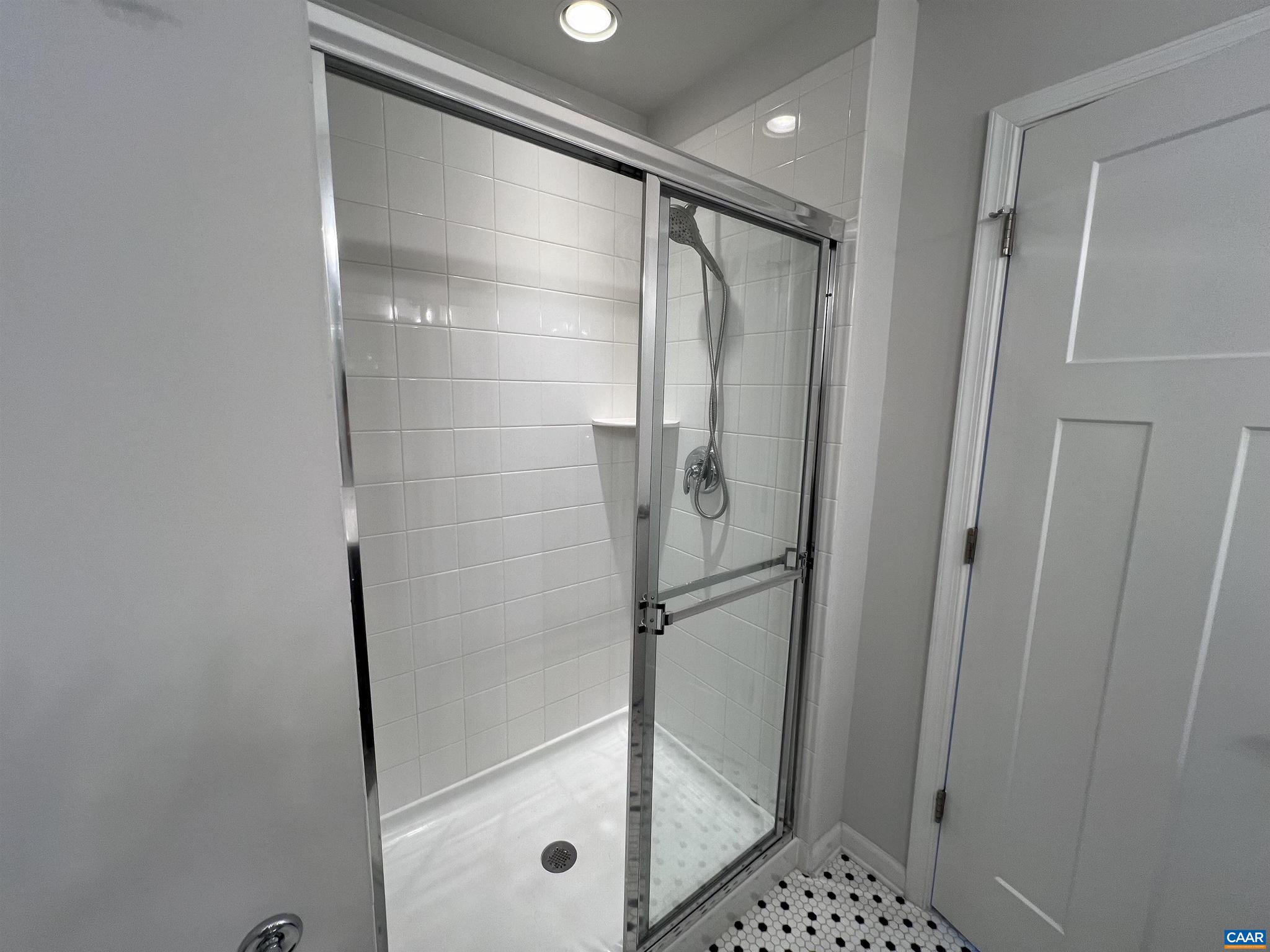 PLEASANT GREEN - Residential