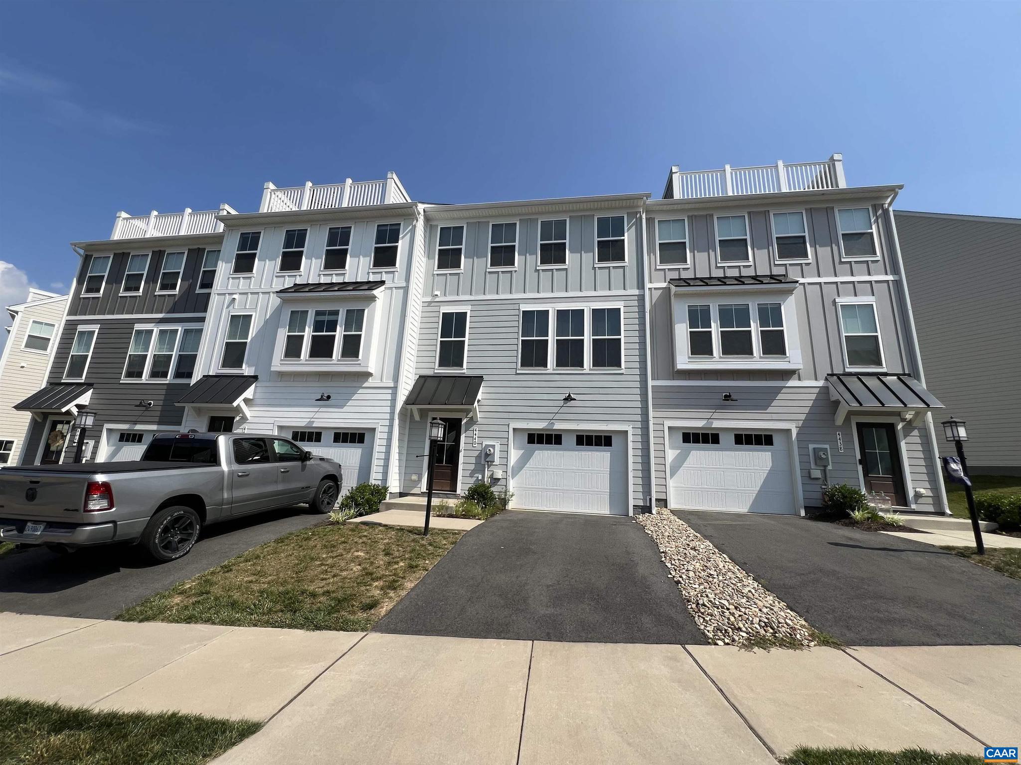 PLEASANT GREEN - Residential