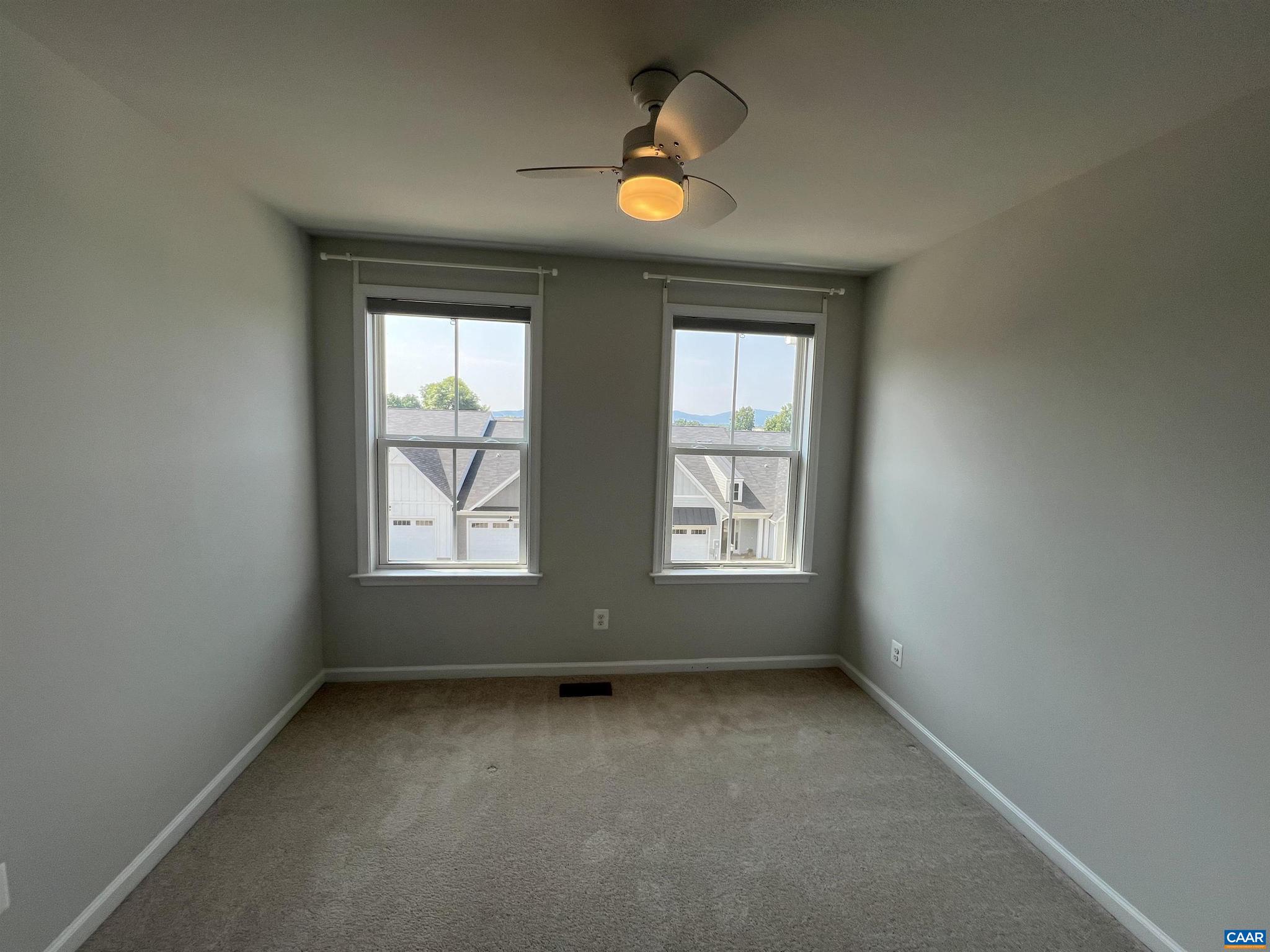 PLEASANT GREEN - Residential