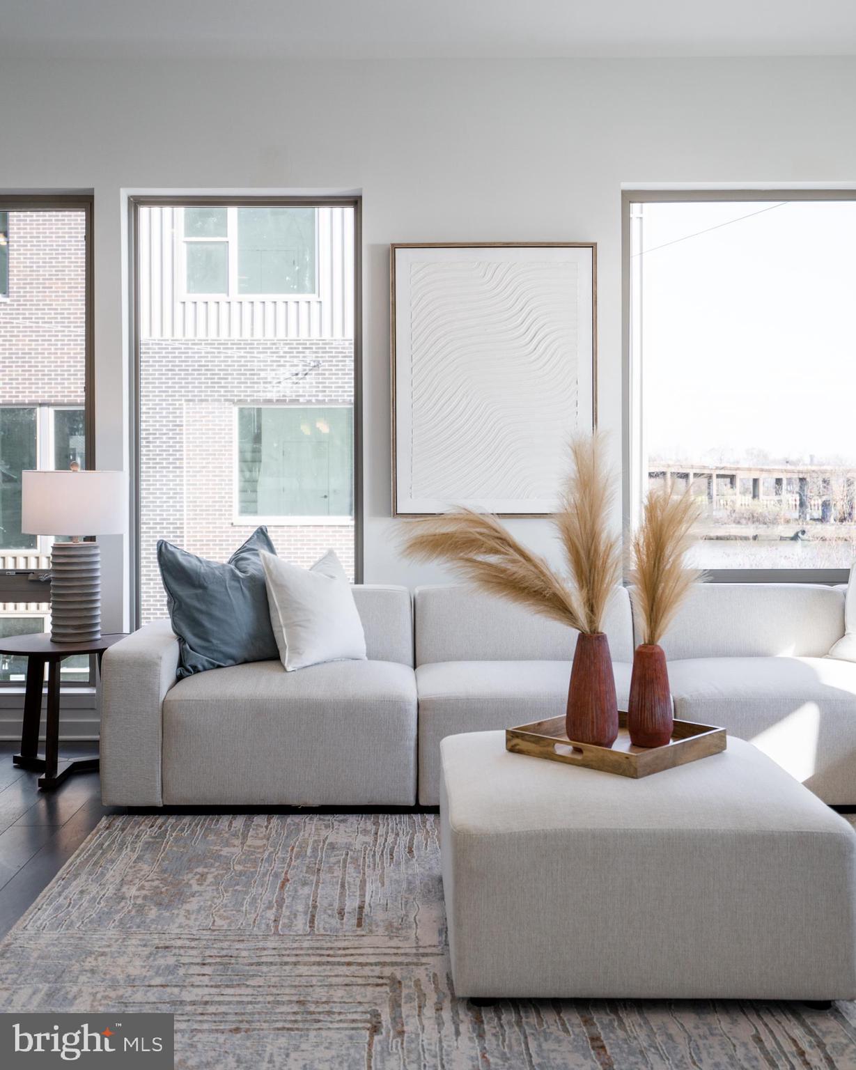 NORTHBANK - Residential