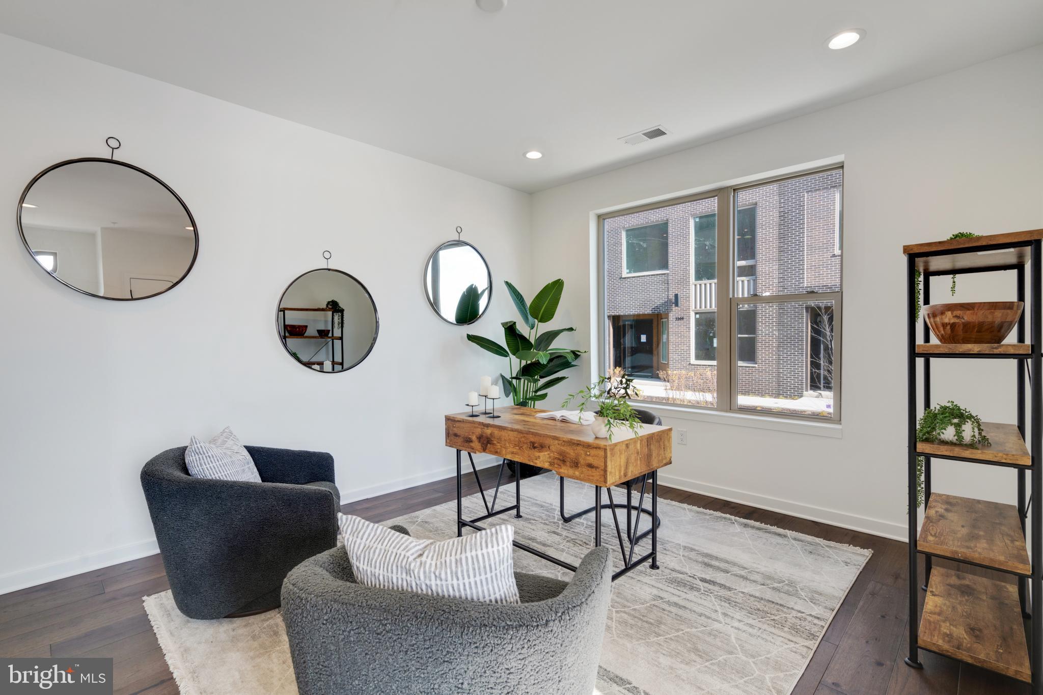 NORTHBANK - Residential