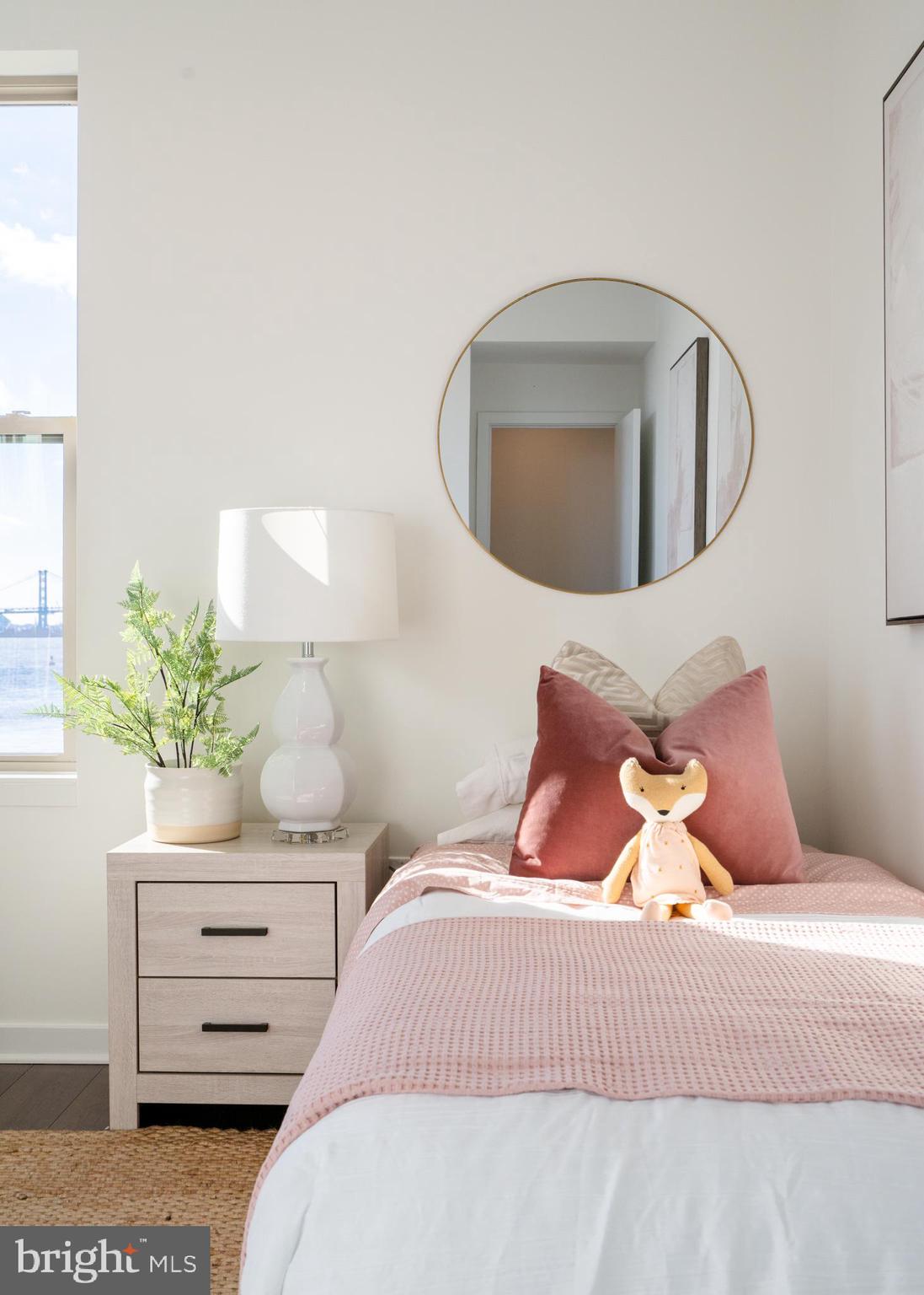 NORTHBANK - Residential