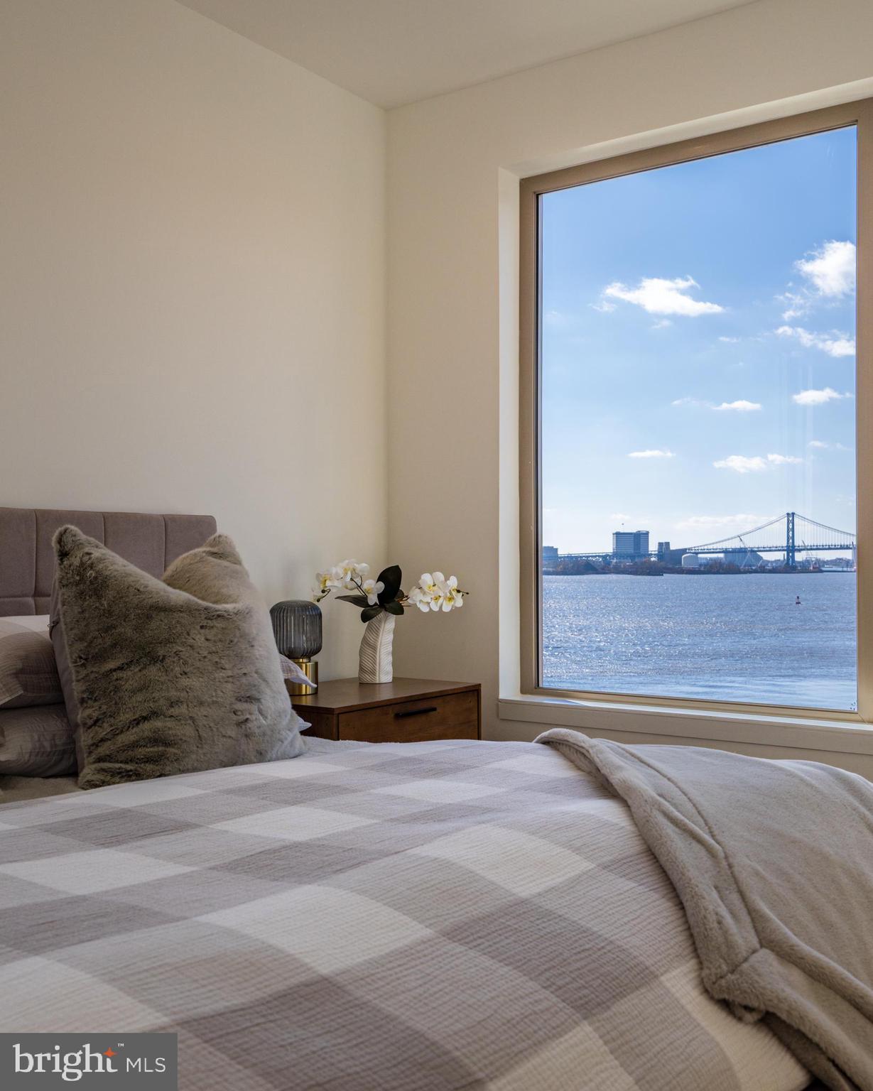 NORTHBANK - Residential