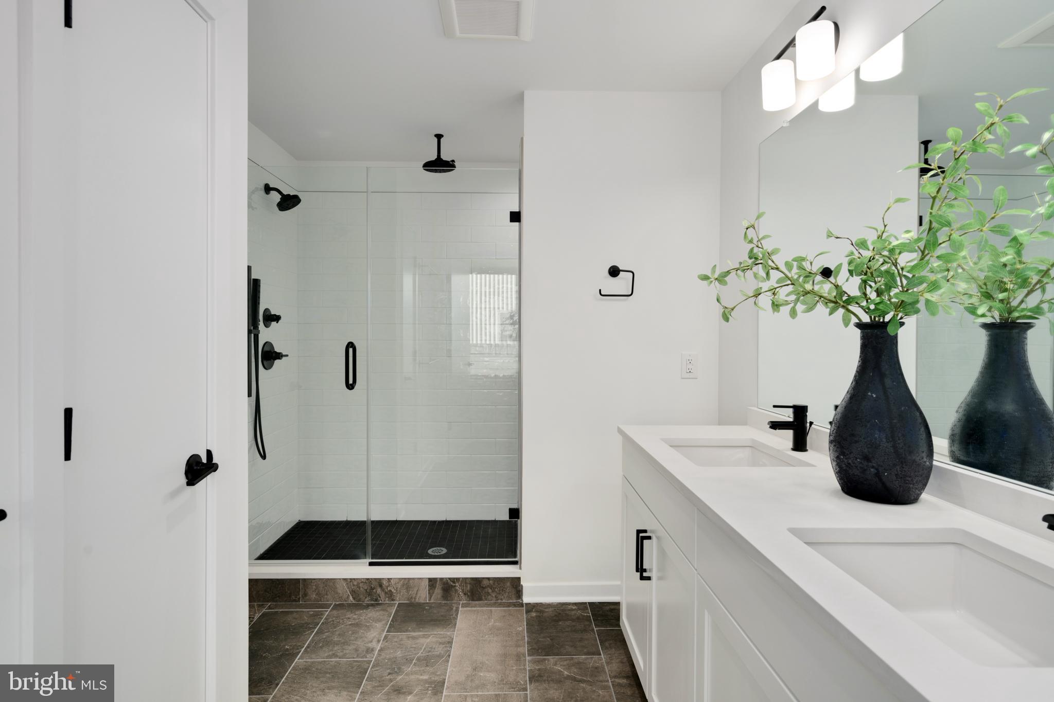 NORTHBANK - Residential