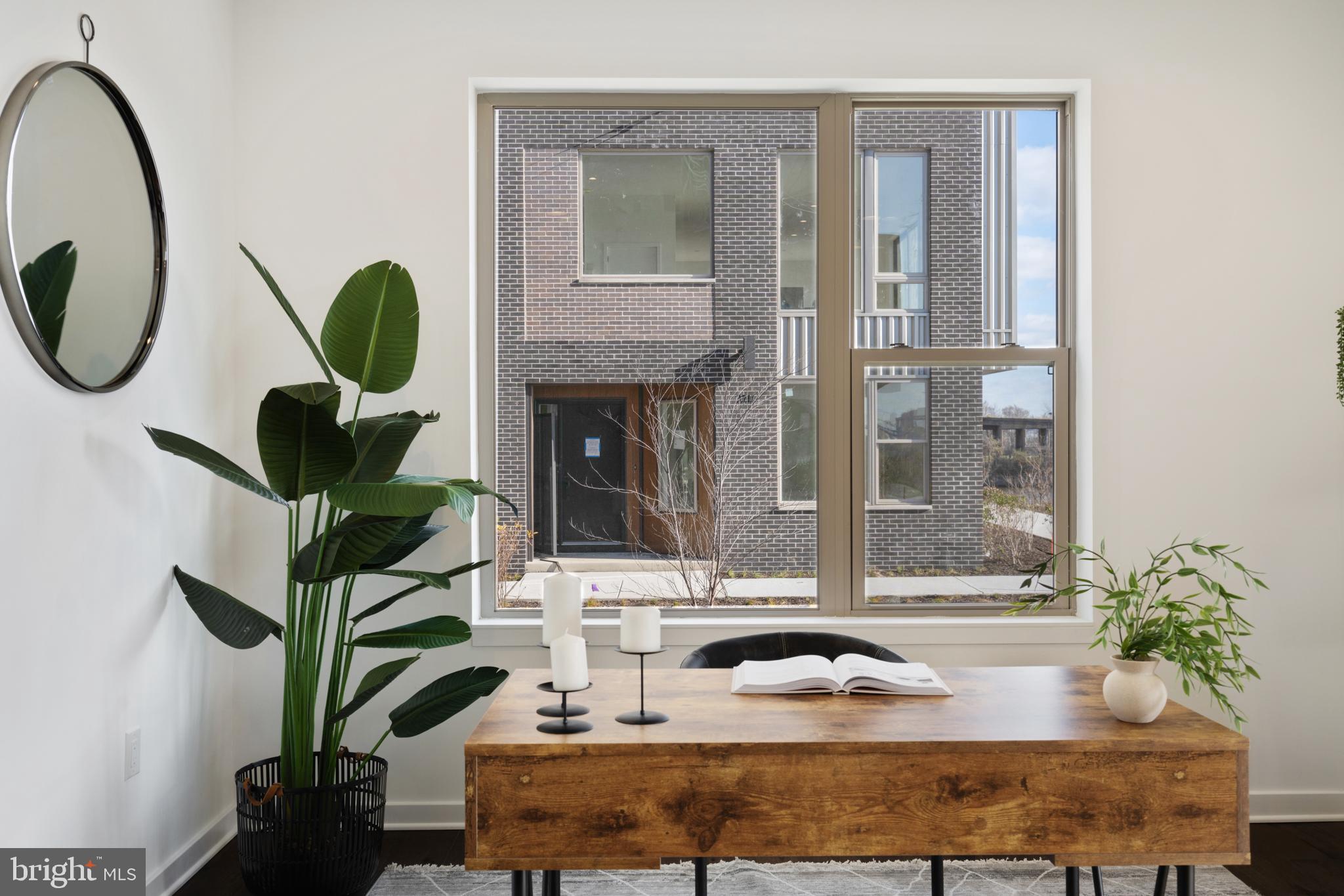 NORTHBANK - Residential