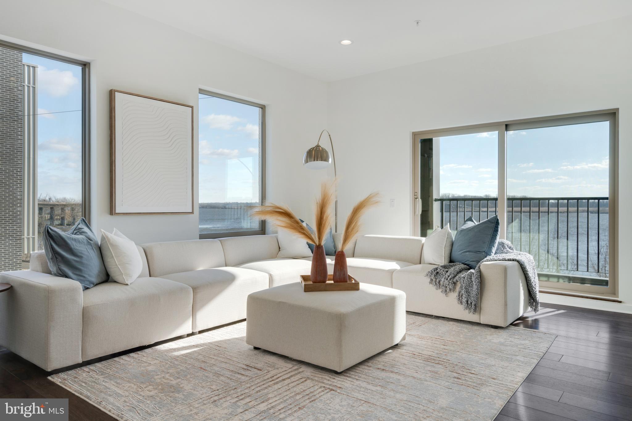 NORTHBANK - Residential