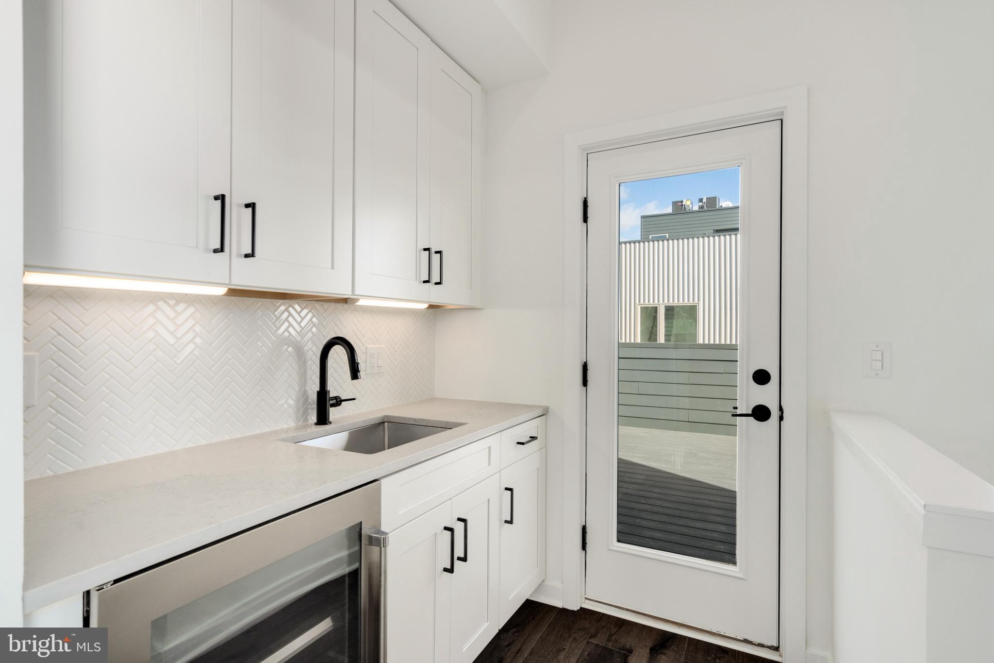 NORTHBANK - Residential