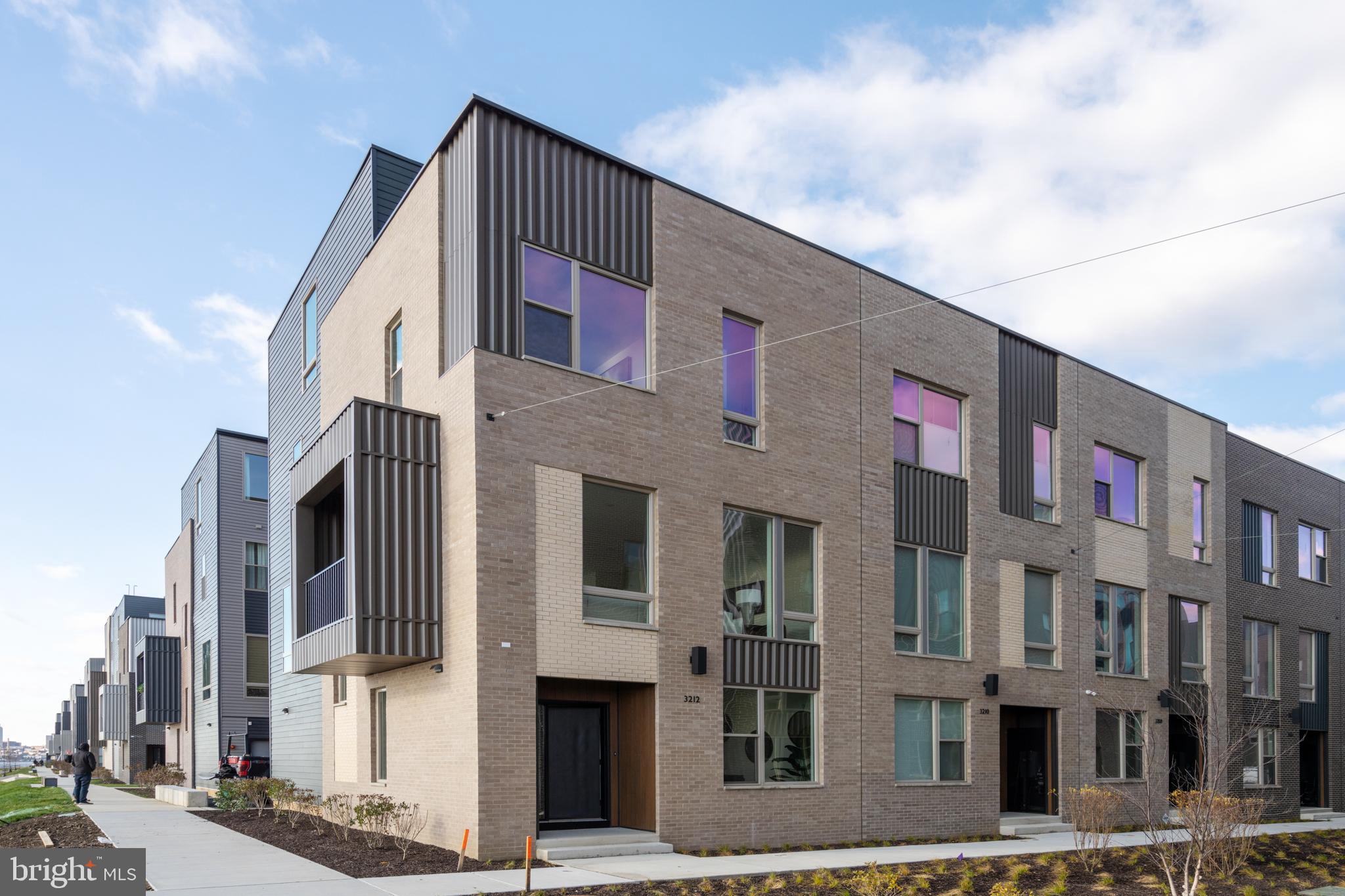 NORTHBANK - Residential