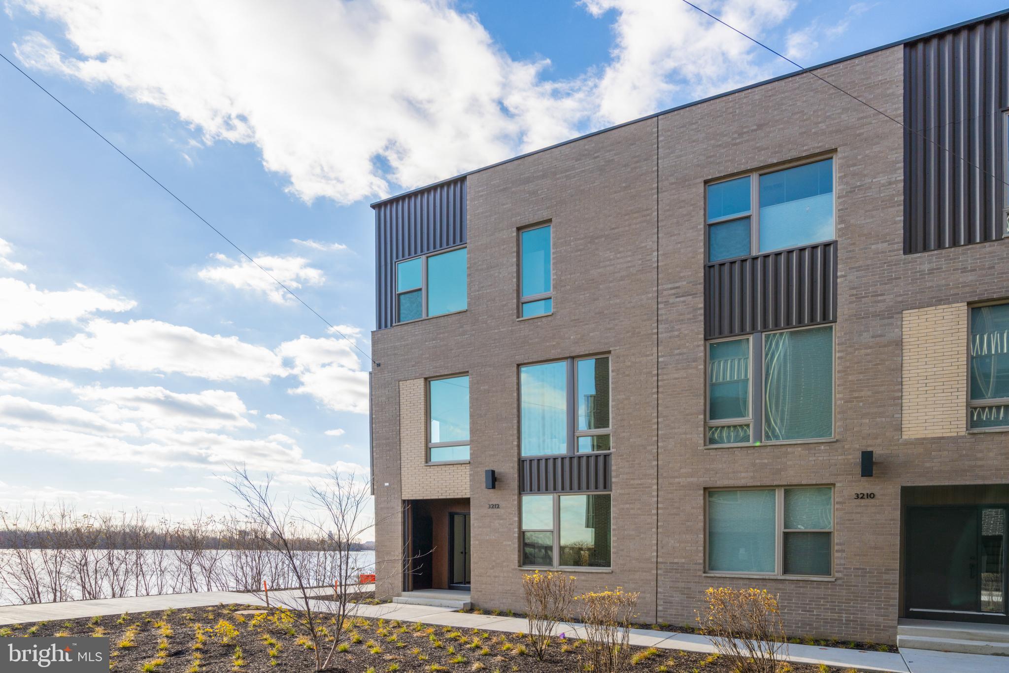 NORTHBANK - Residential