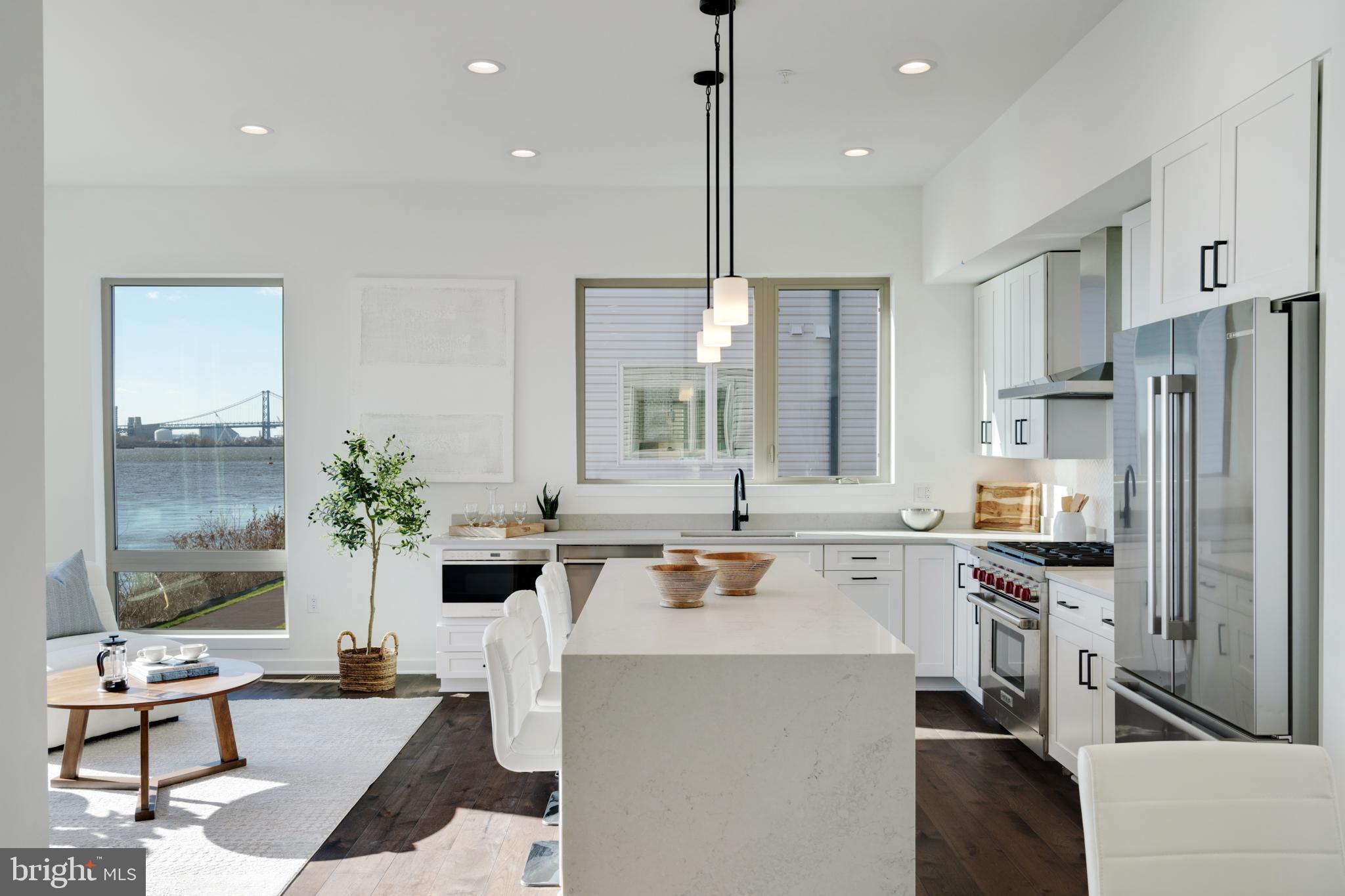 NORTHBANK - Residential