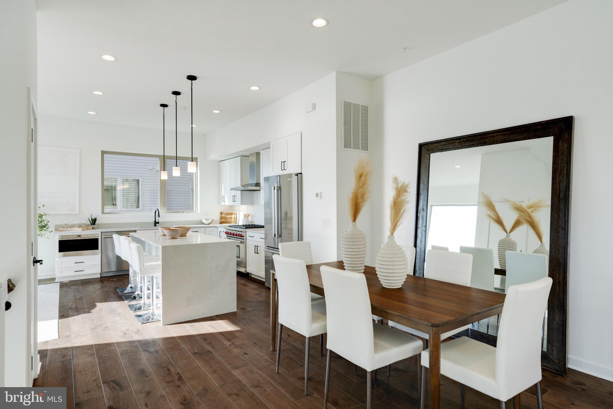 NORTHBANK - Residential