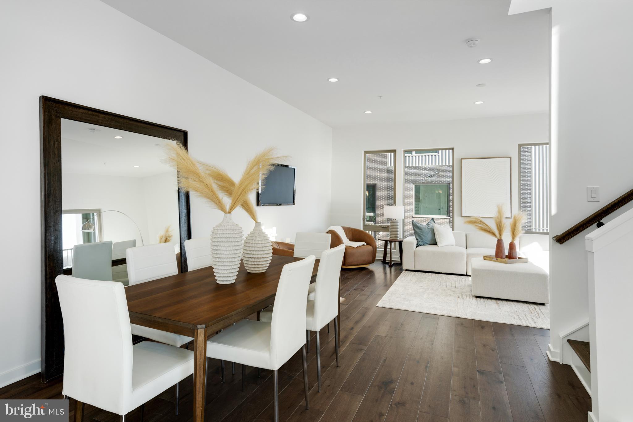 NORTHBANK - Residential