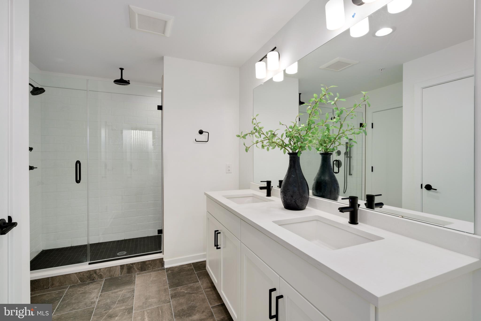 NORTHBANK - Residential