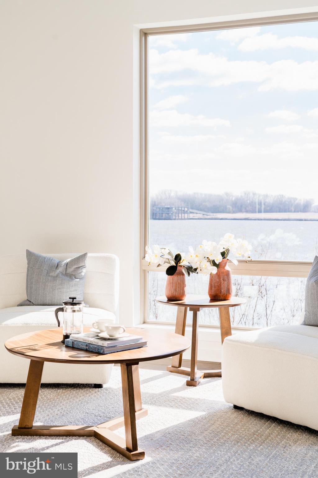 NORTHBANK - Residential