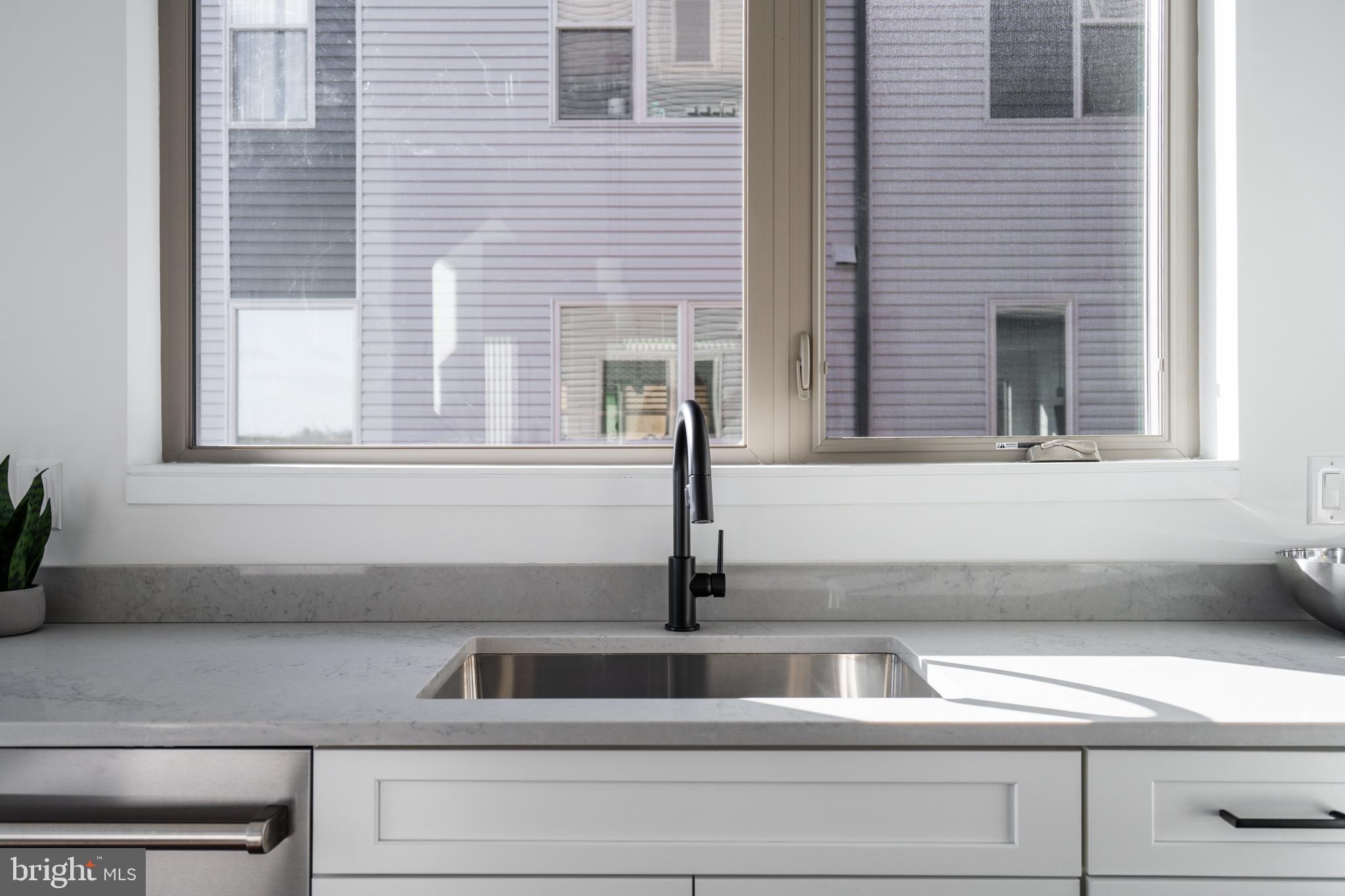 NORTHBANK - Residential