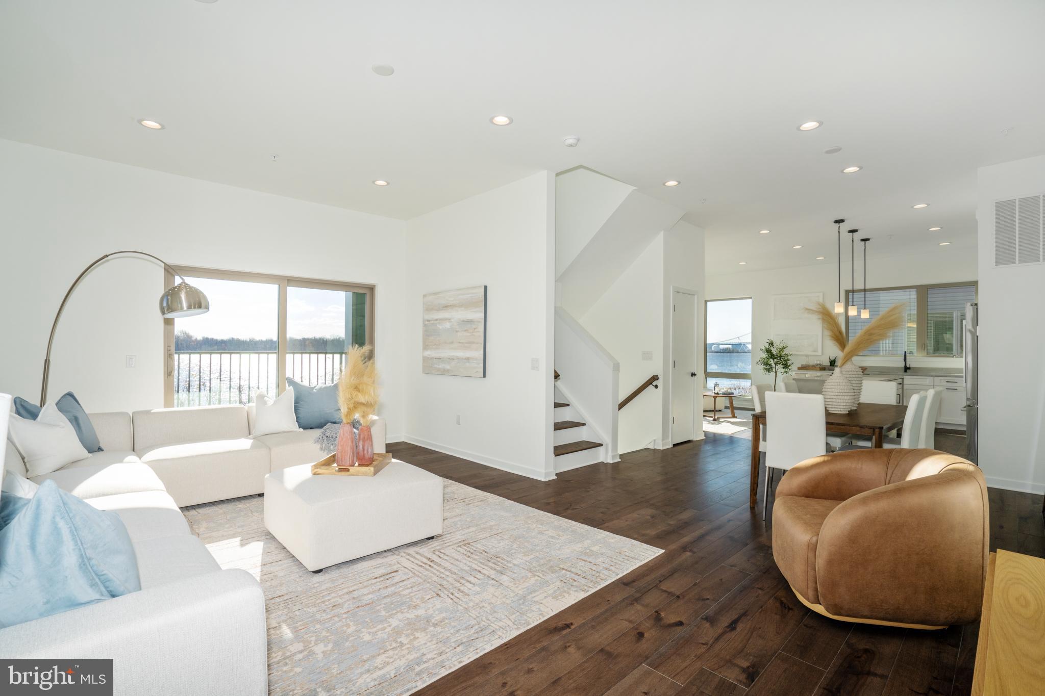 NORTHBANK - Residential