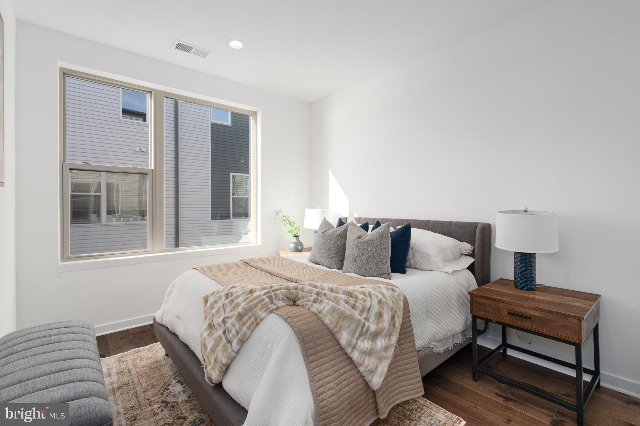 NORTHBANK - Residential