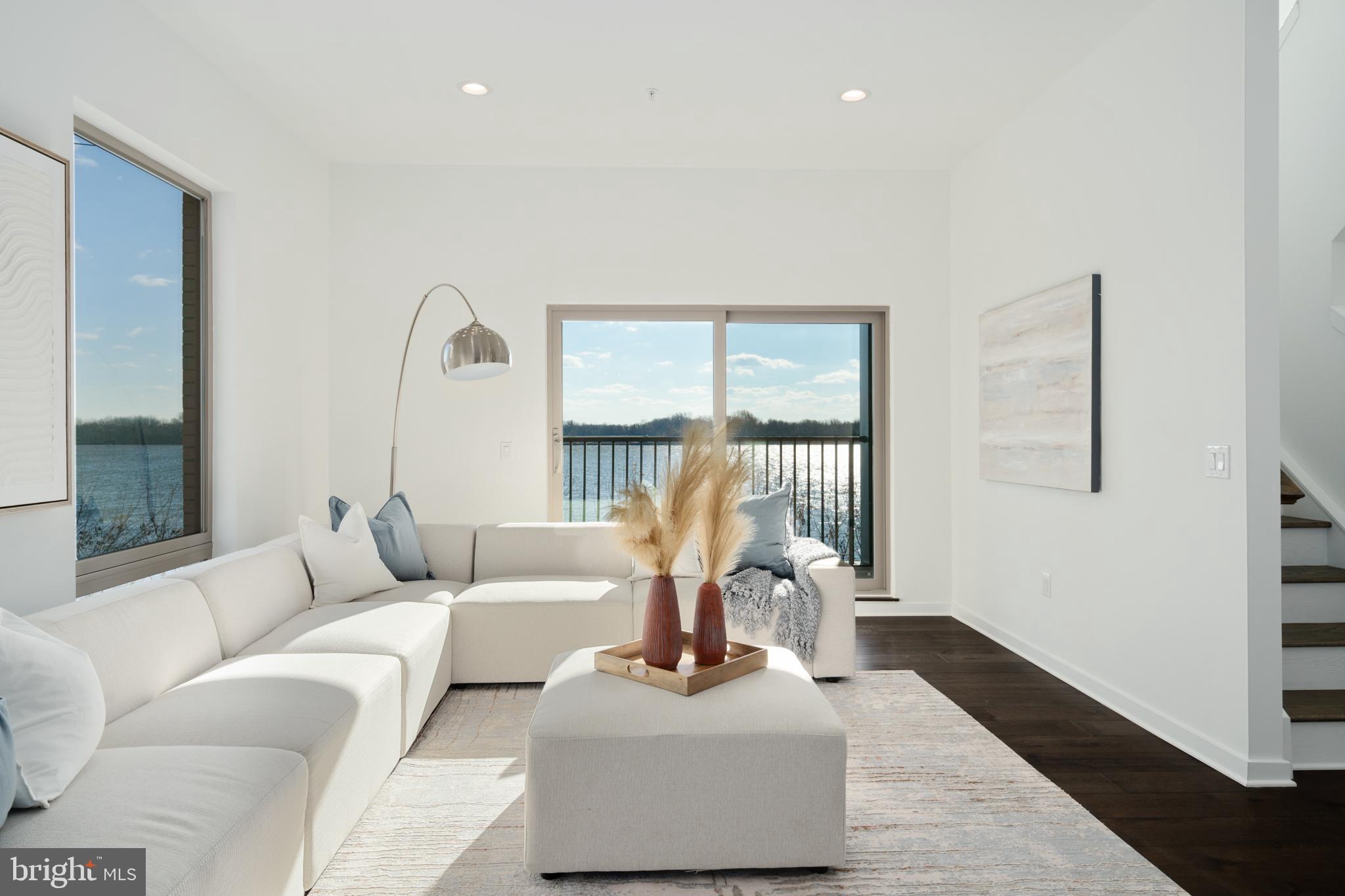 NORTHBANK - Residential