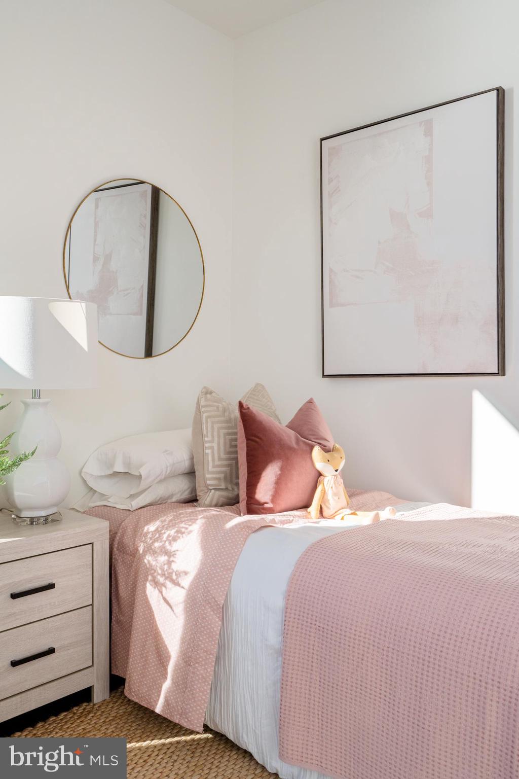 NORTHBANK - Residential